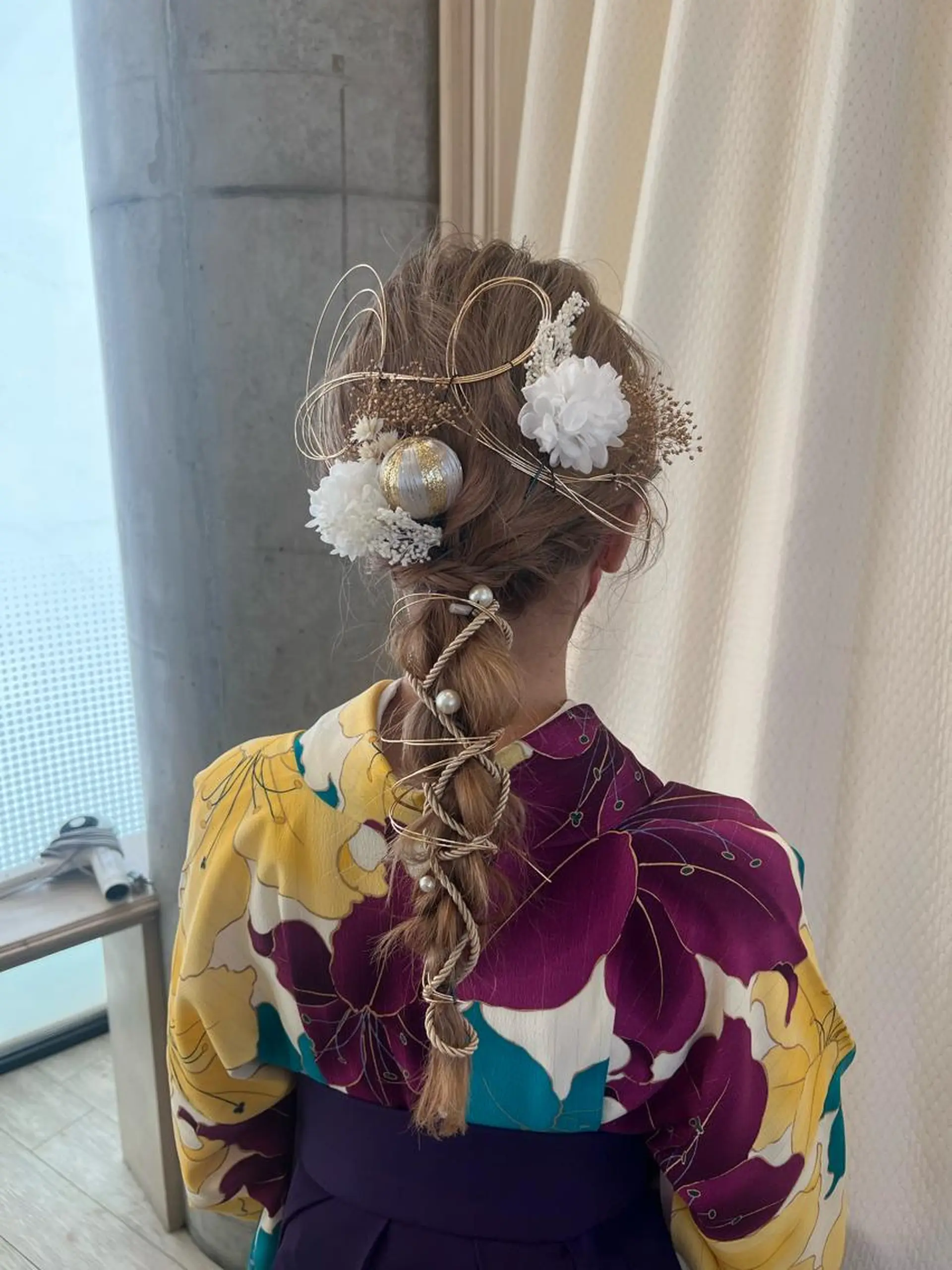 ロング ヘアアレンジ 成人式 卒業式のヘアスタイル ヘアセット 艶カラー🌸アレンジ 🌹Sally🕊️のその他イメージ