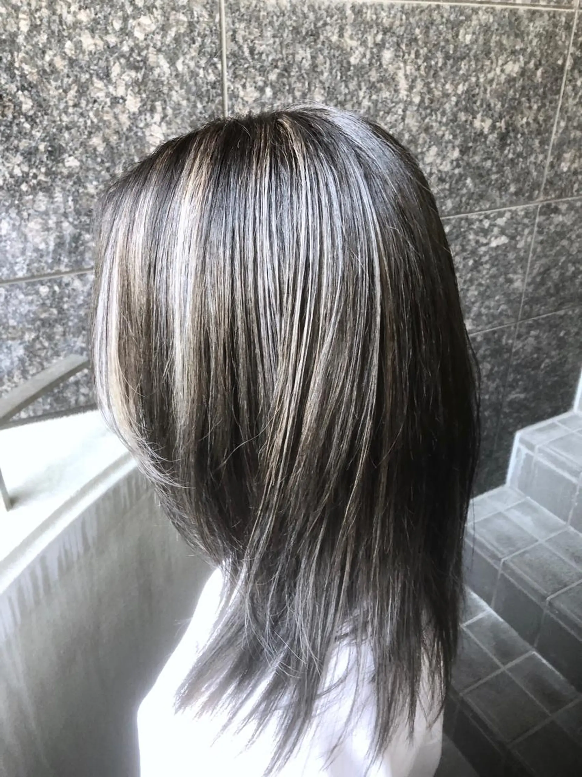 ミディアム カラーアンドケアリタ kitamuuuのヘアスタイル