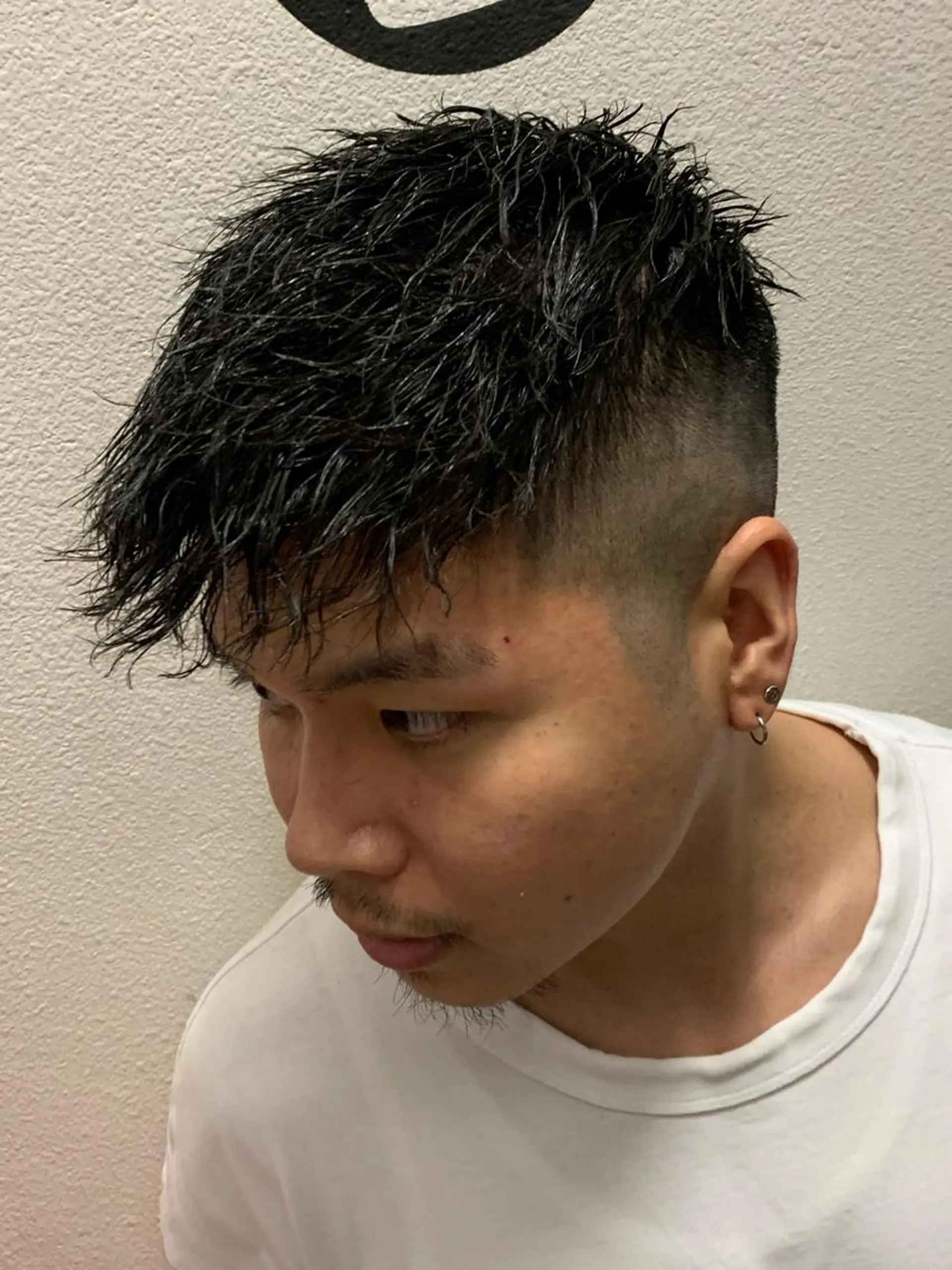 ショート パーマ メンズ 羽木 隆徒のヘアスタイル