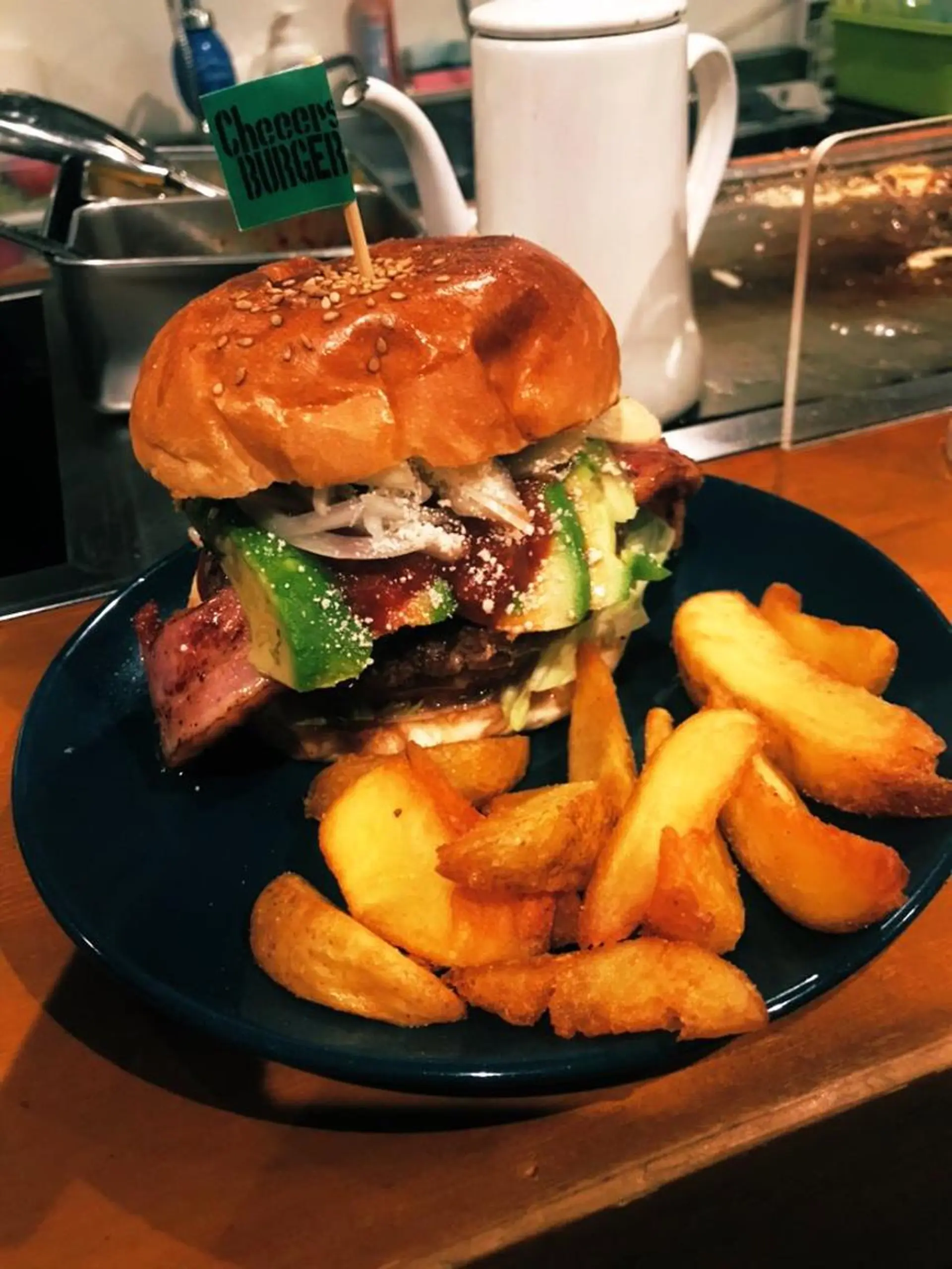 ショート カラー パーマ ヘアアレンジ メンズ キッズ ネイル マツエク・マツパ アニメ,Vオタク× 即効痩せエステサロンのエステ・リラクイメージ