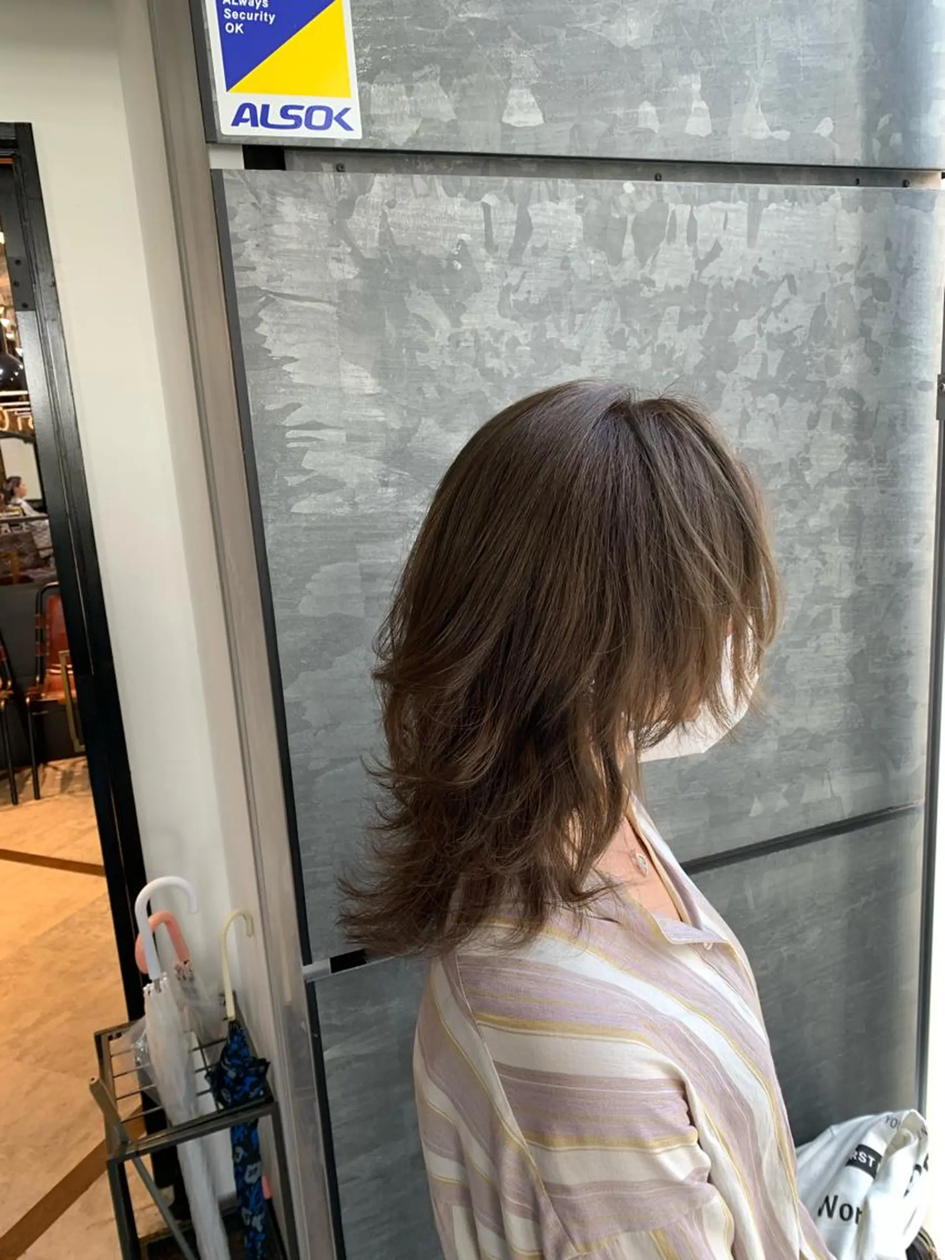 ミディアム アッシュ ウルフカット カット ヘアカラー トリートメント 髪質改善/白髪ぼかし KENTAのヘアスタイル