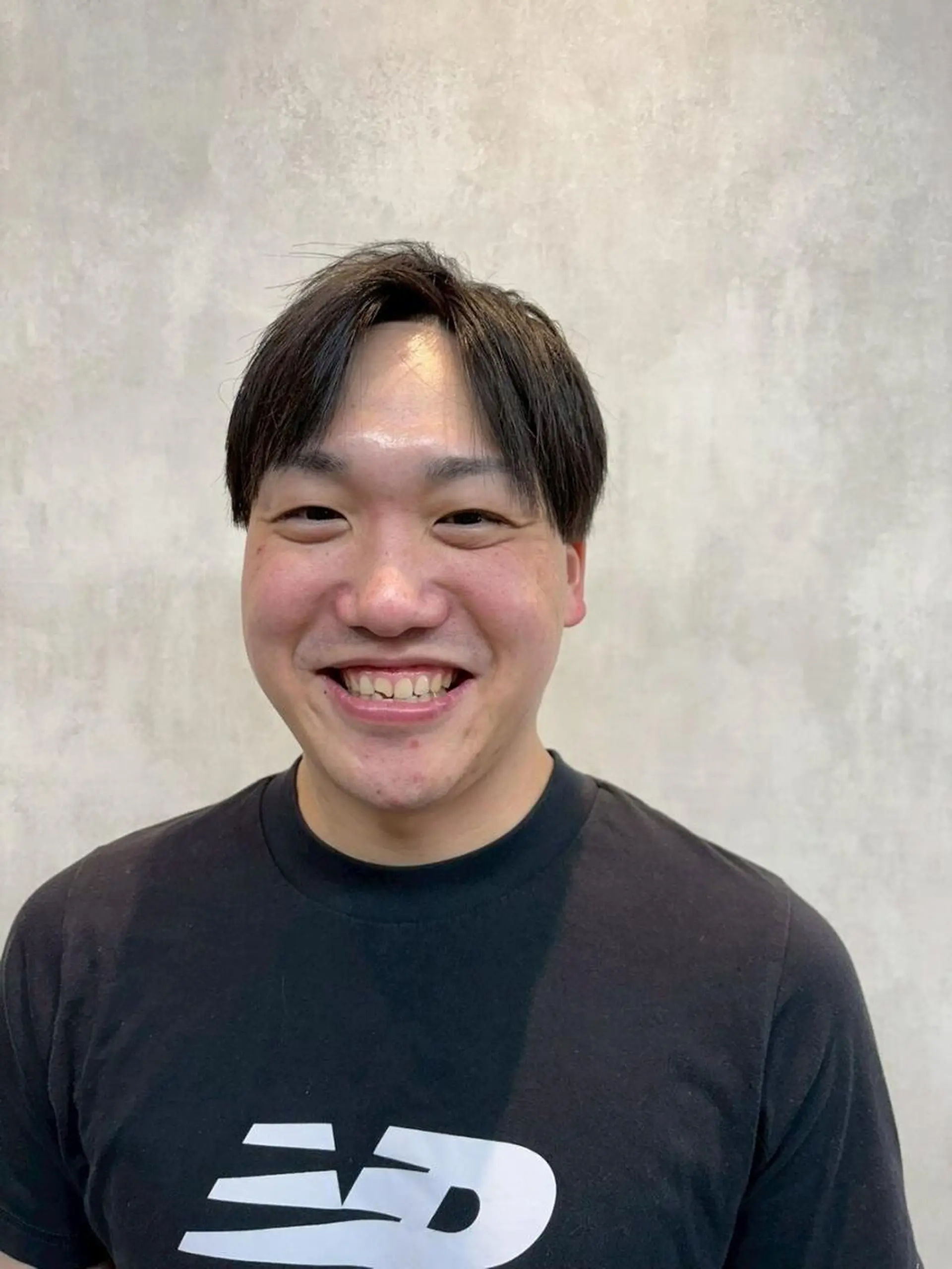 ショート メンズ ツーブロック カット インフィニィトネオ 澤田のヘアスタイル
