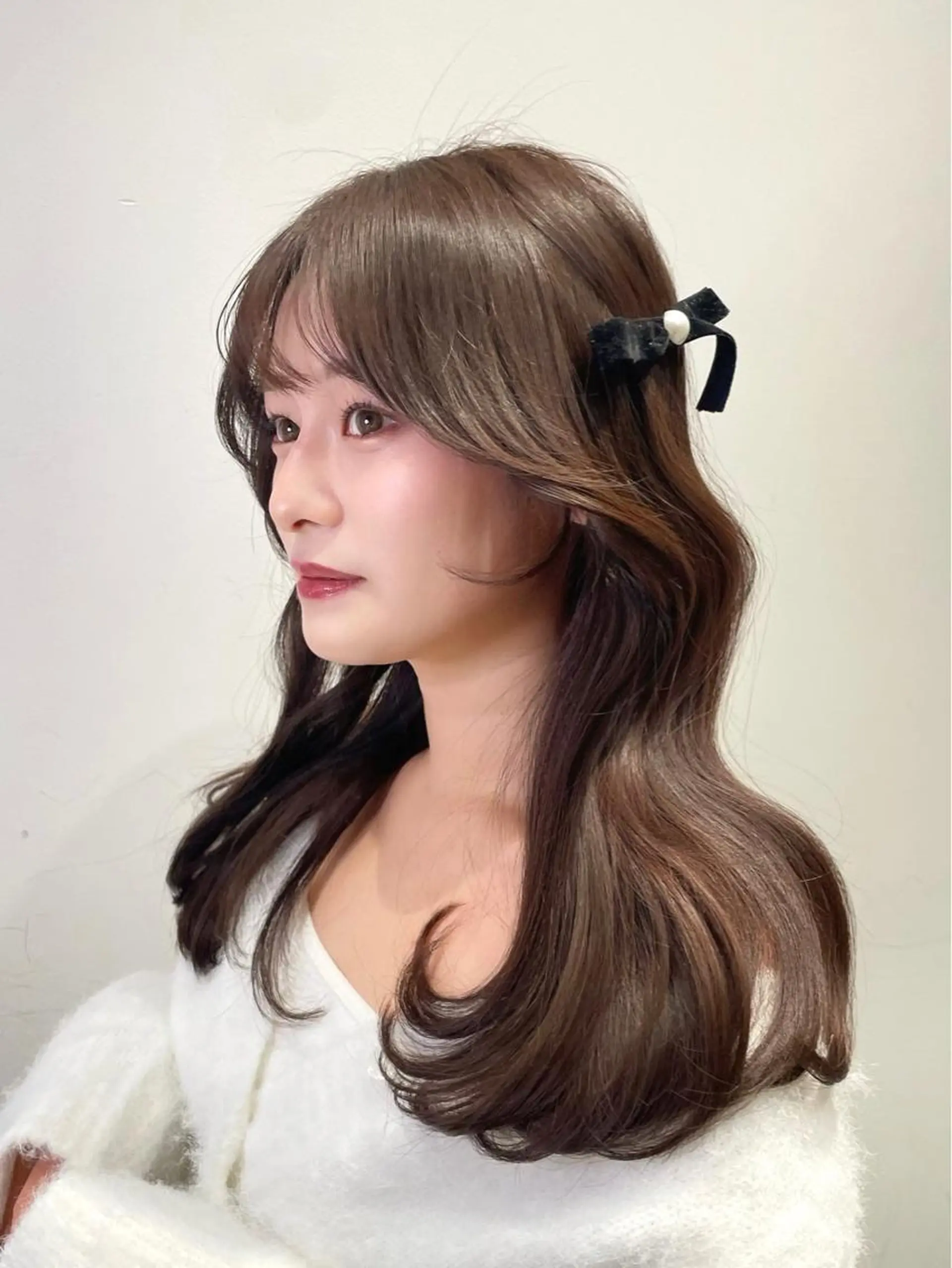 セミロング カラー ヘアアレンジ 🤎小顔レイヤー /ベージュ🤎友香のヘアスタイル