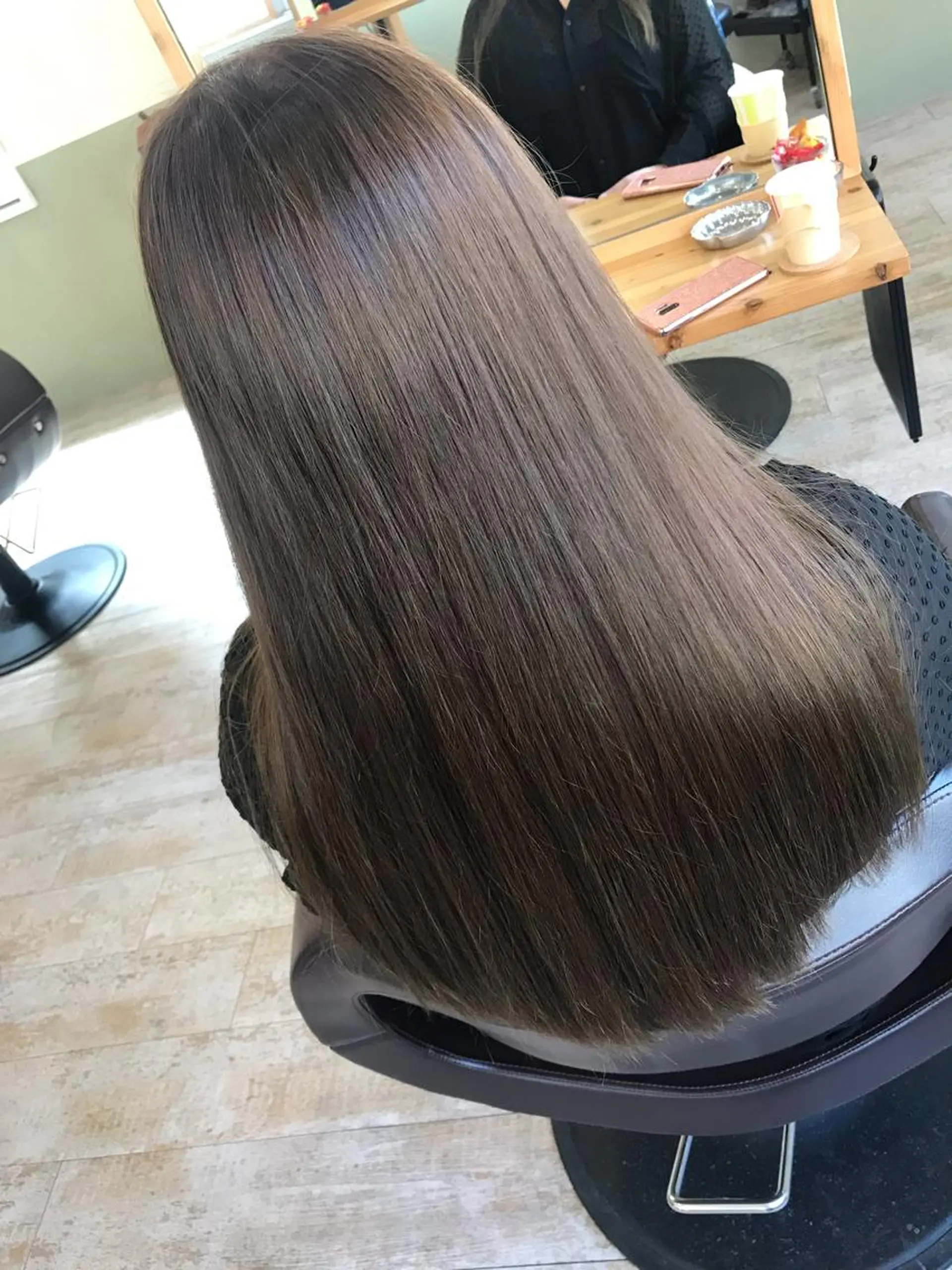 ロング カラー カット 縮毛矯正 トリートメント Rayt hair レイトヘアーのヘアスタイル