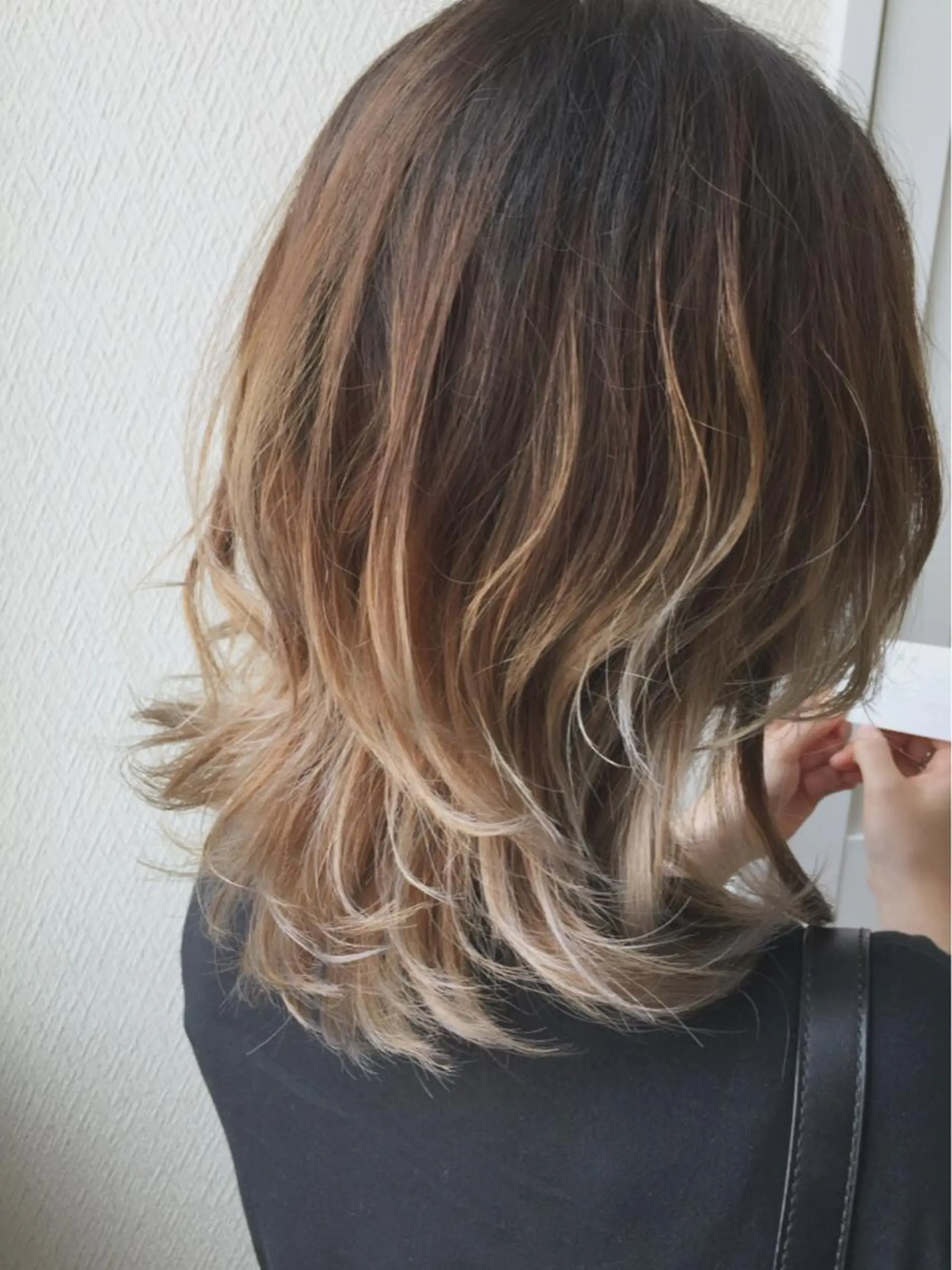 ミディアム ハイライト 小木曽智美 /ボブ/ショートのヘアスタイル