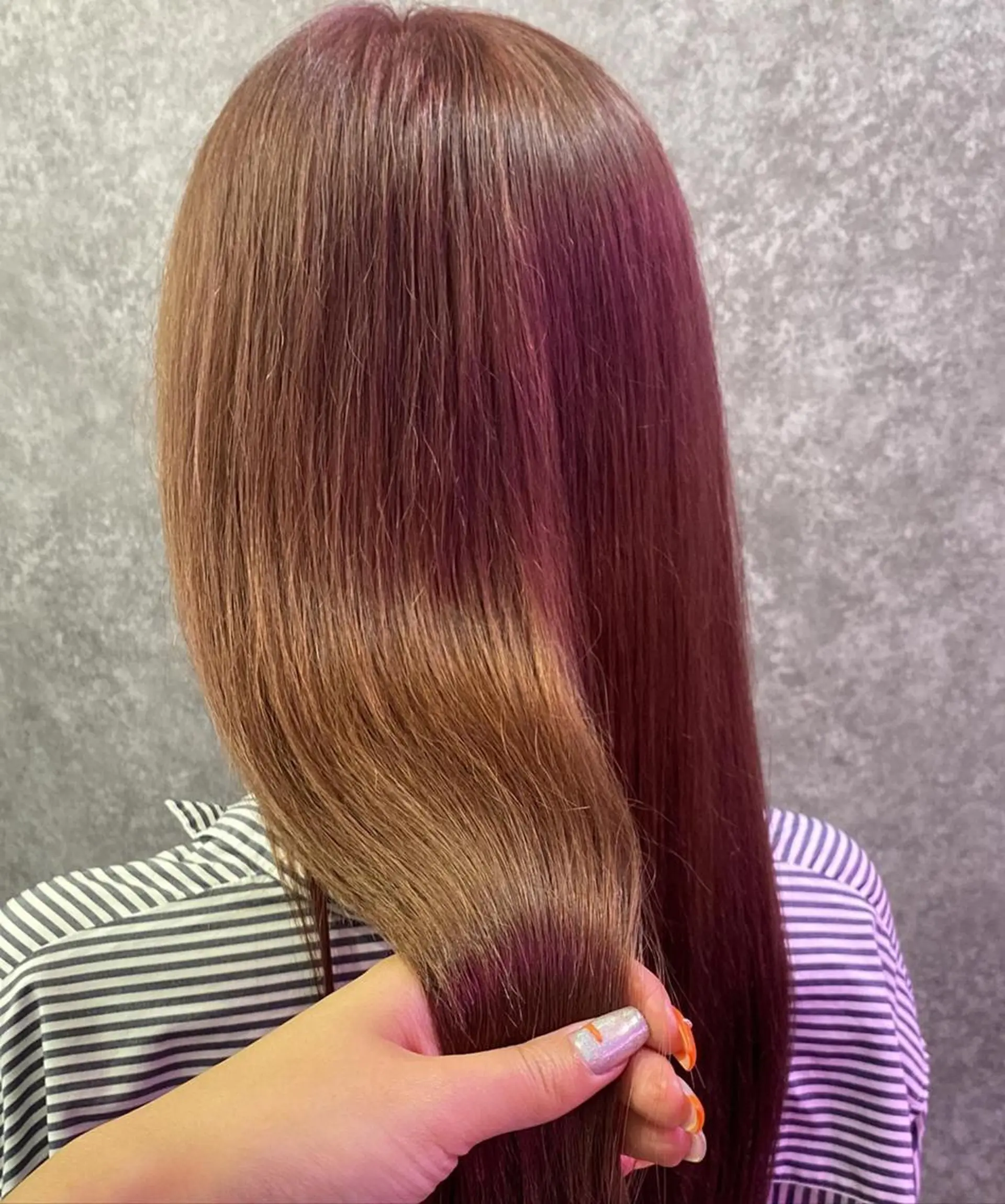 ロング カラー ベージュカラー ブリーチ ブラウンカラー モカベージュ モカブラウン UNDER vr 【アンダーバー】のヘアスタイル