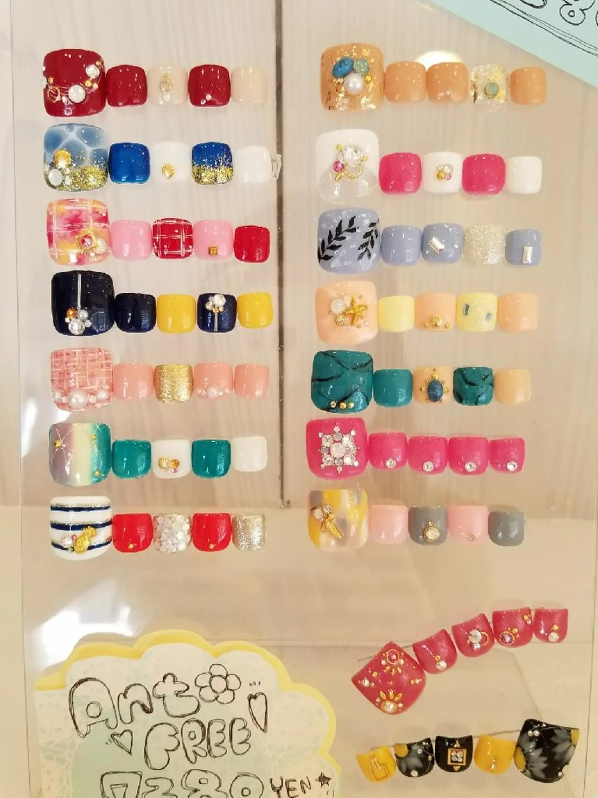 ネイル フットネイル Genesis Plus大津京店のネイルデザイン