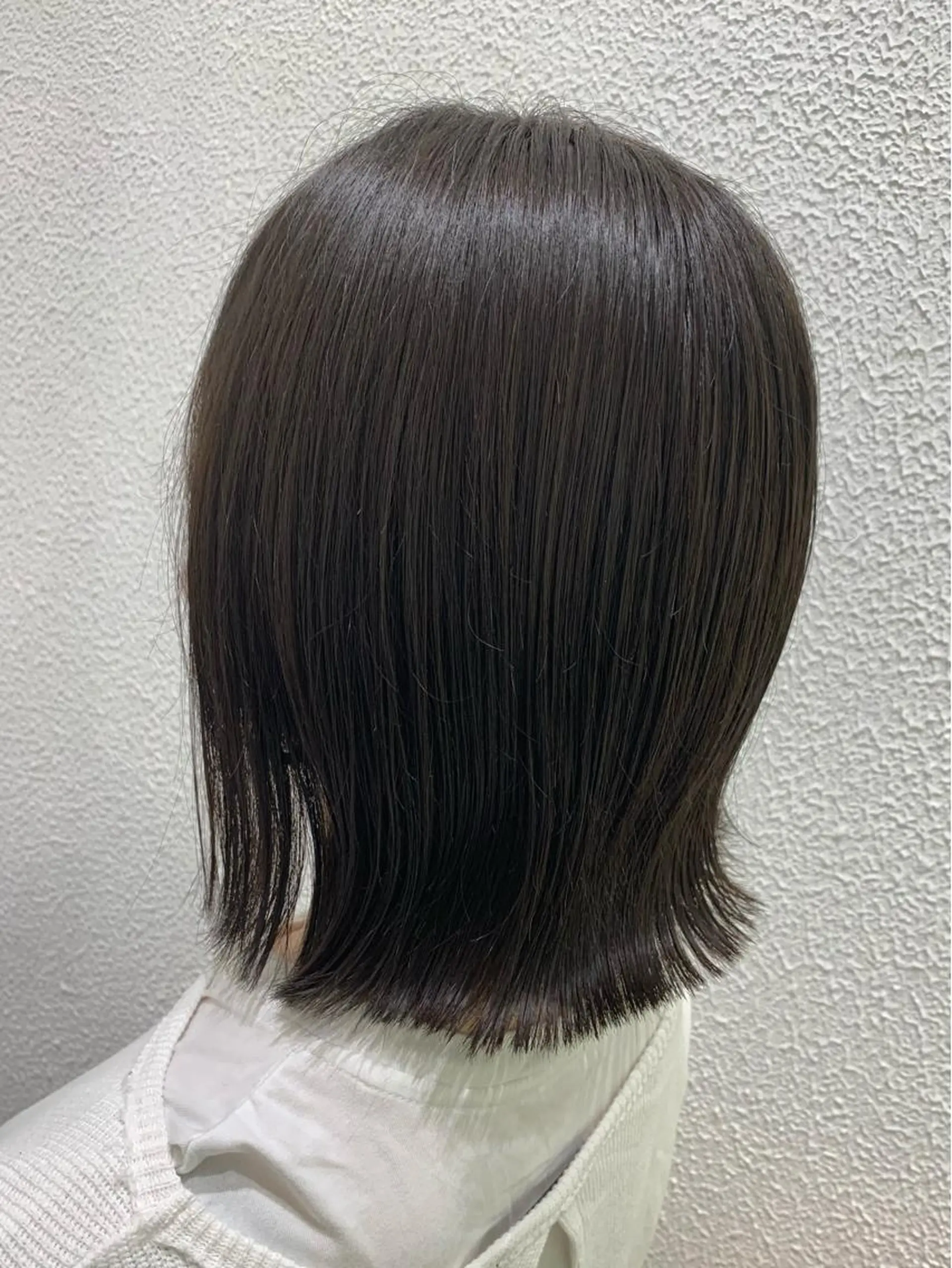 ミディアム カラー アッシュ アッシュグレー アッシュグレージュ グレージュ 渡部 恭子のヘアスタイル