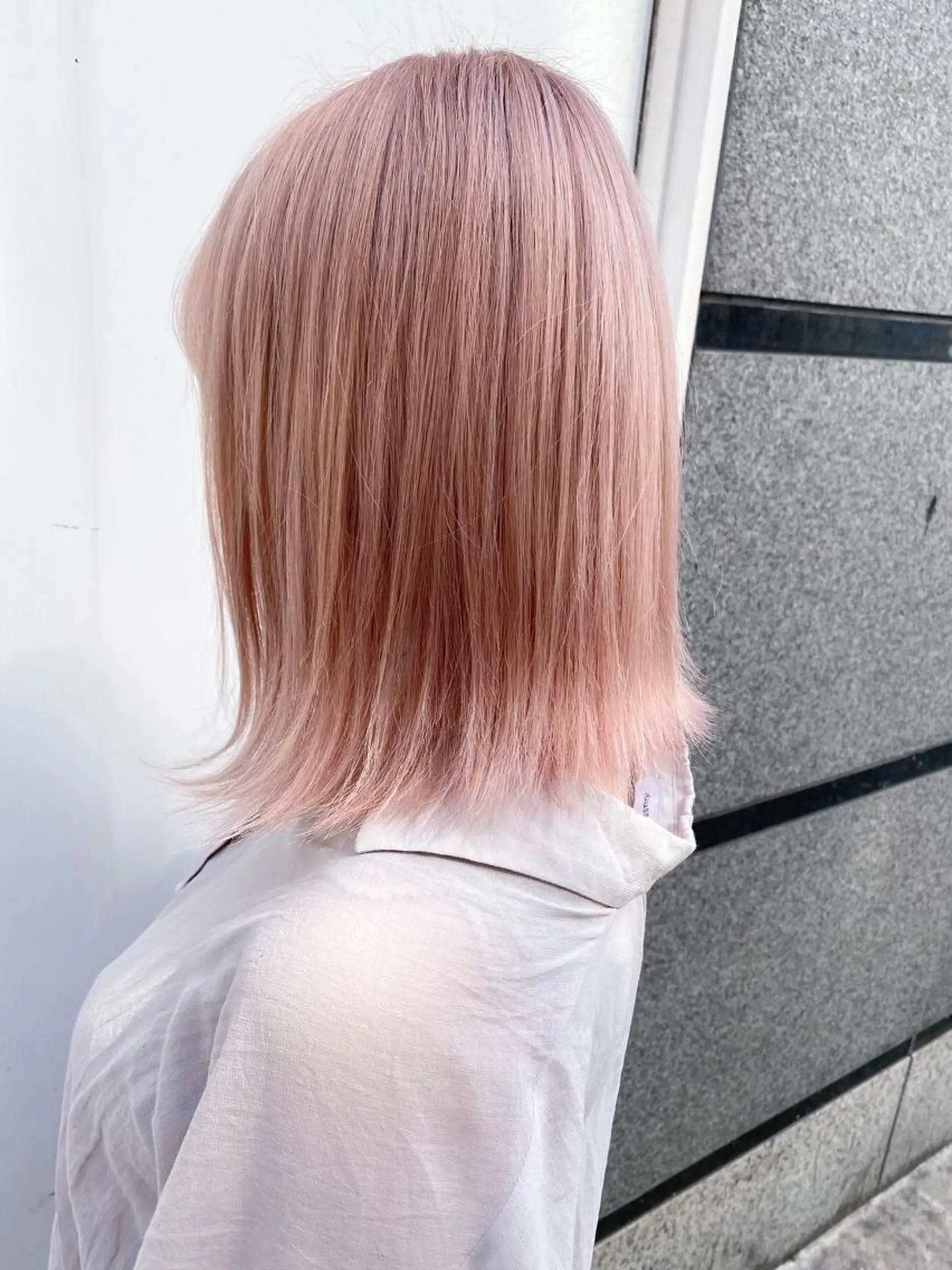 ミディアム カラー ブリーチ ピンクカラー 横浜🍒ルーツカラー エクステ／RIEのヘアスタイル