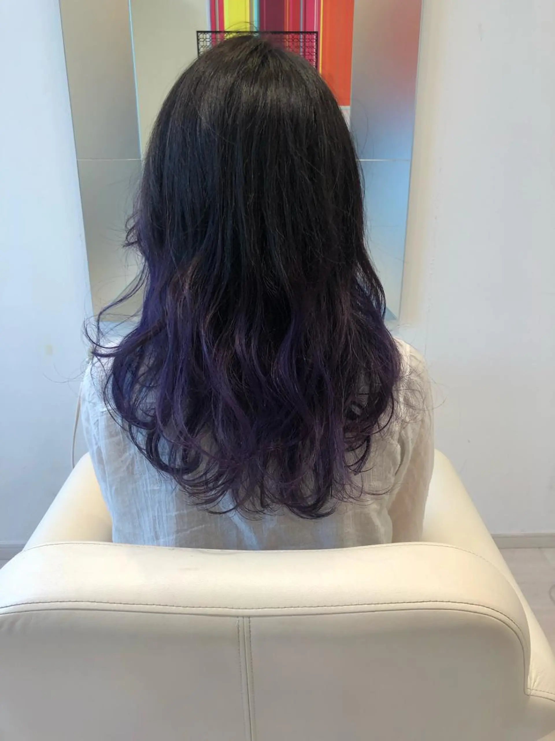 セミロング パープルカラー ヤマモト マイのヘアスタイル