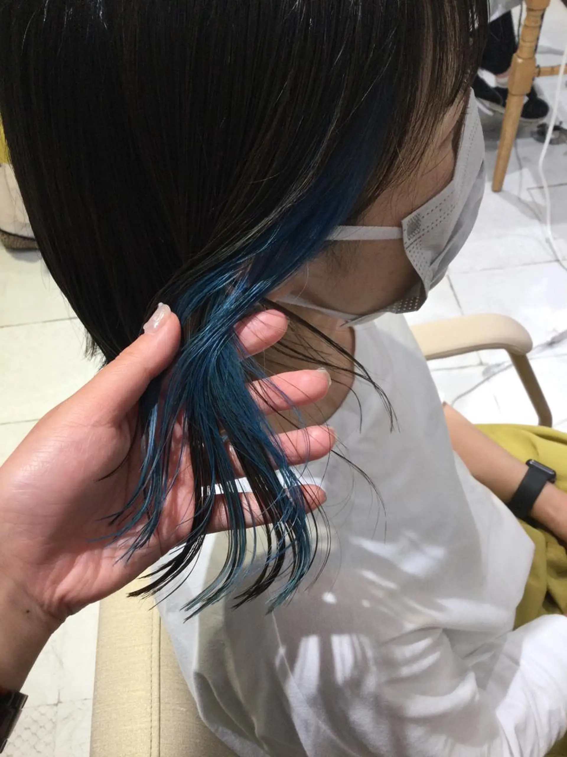 ミディアム カラー ブリーチ ブルーカラー ボブレイヤー/ カラー診断/Amiのヘアスタイル