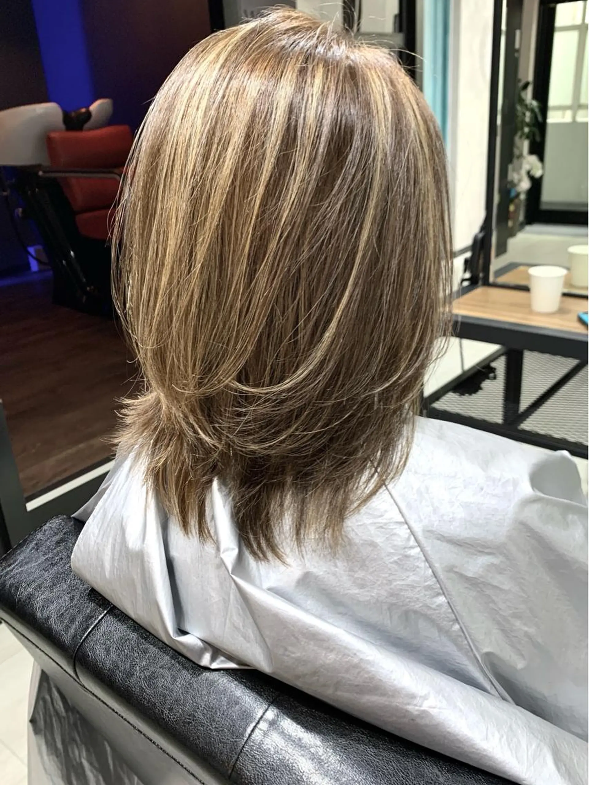 ミディアム カラー ハイライトカラー ハイライト ヘアカラー トリートメント 岡崎勇人/レイヤー/ 韓国/ケラチンTRのヘアスタイル