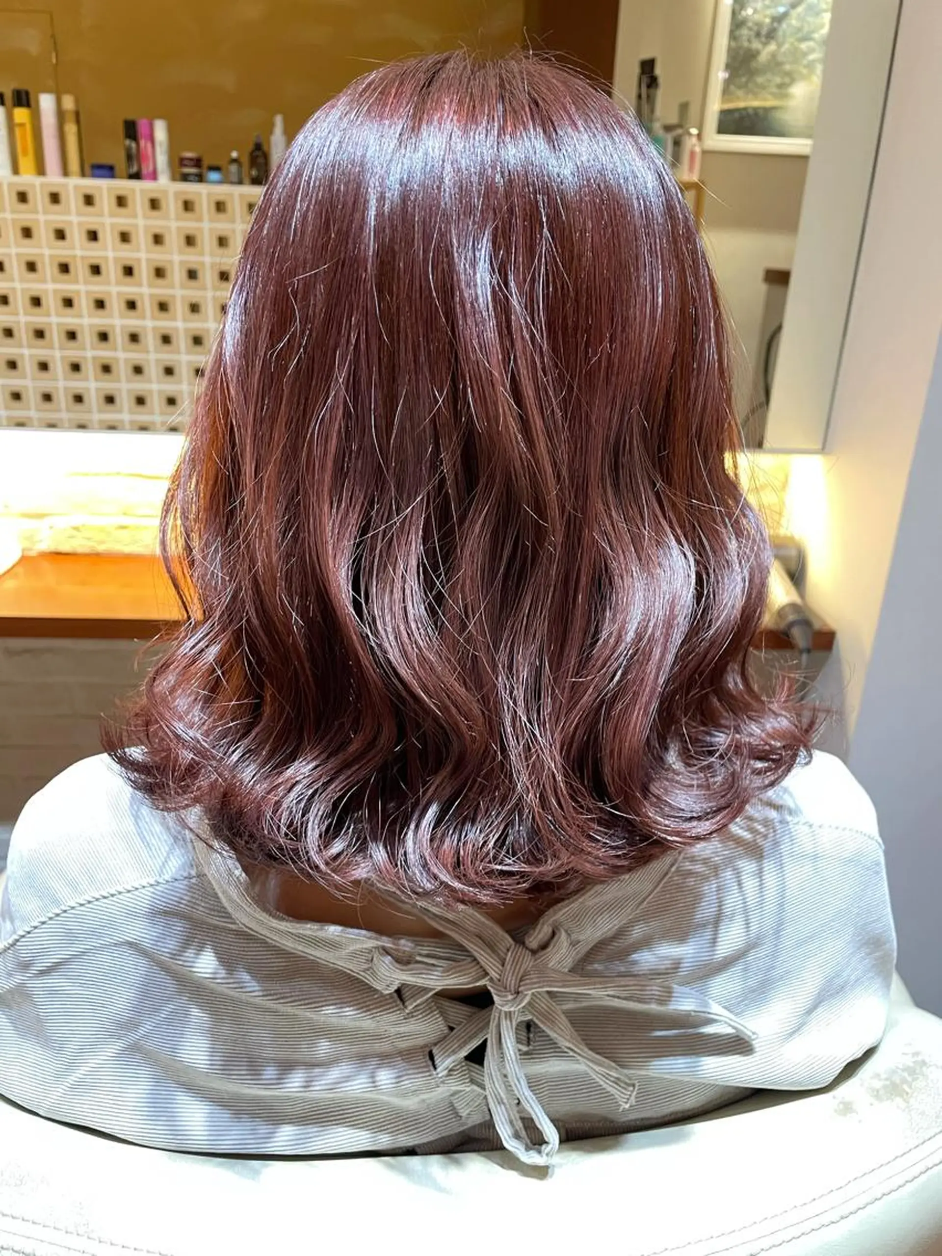 ミディアム カラー ブリーチ ブリーチなしカラー オレンジ ピンクカラー ヘアカラー トリートメント CoCooN 店長 さのえみのヘアスタイル