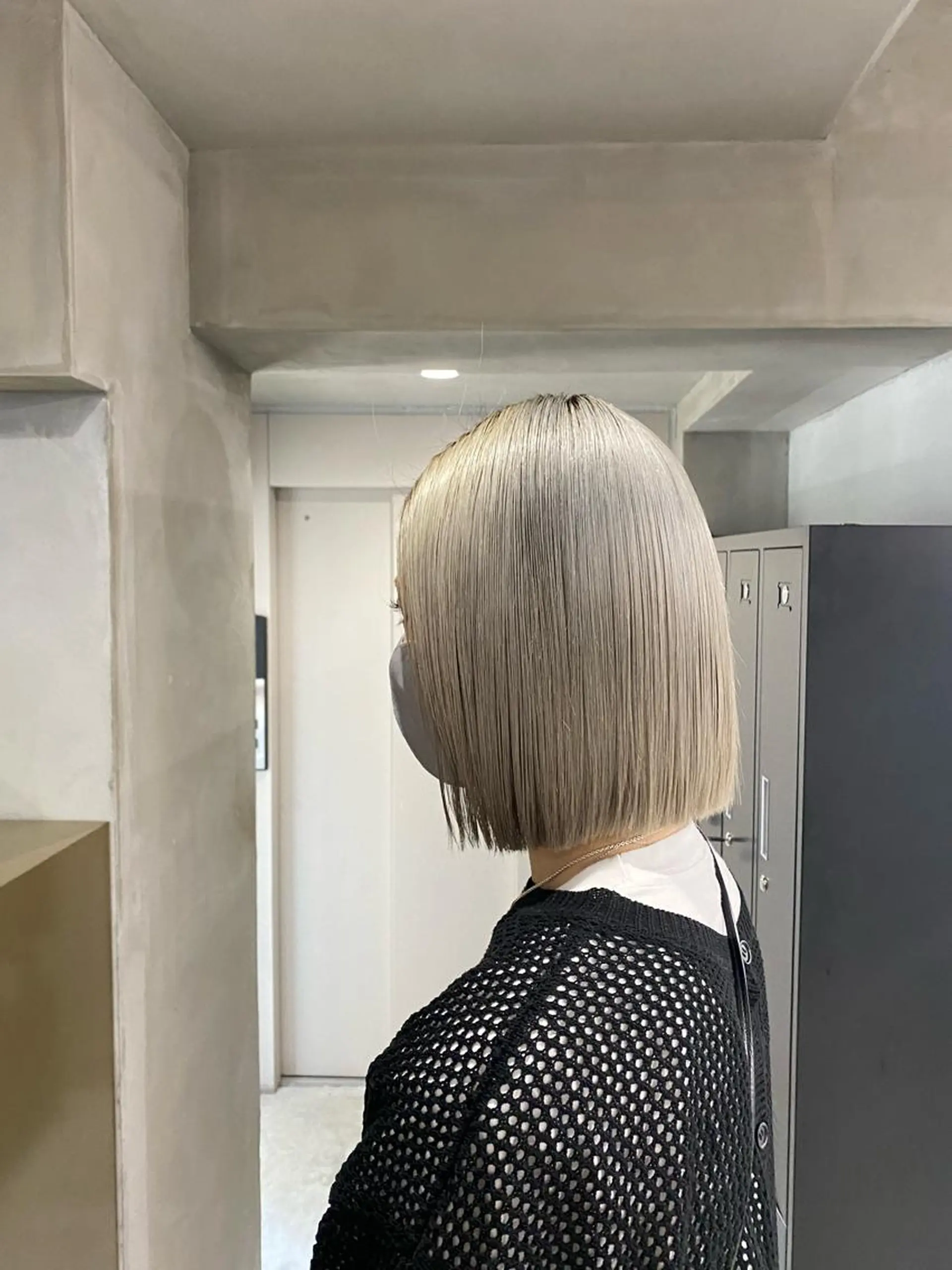 ショート カラー シルバー カット ヘアカラー トリートメント Kaho/大阪心斎橋 ボブ/レイヤー/艶髪のヘアスタイル