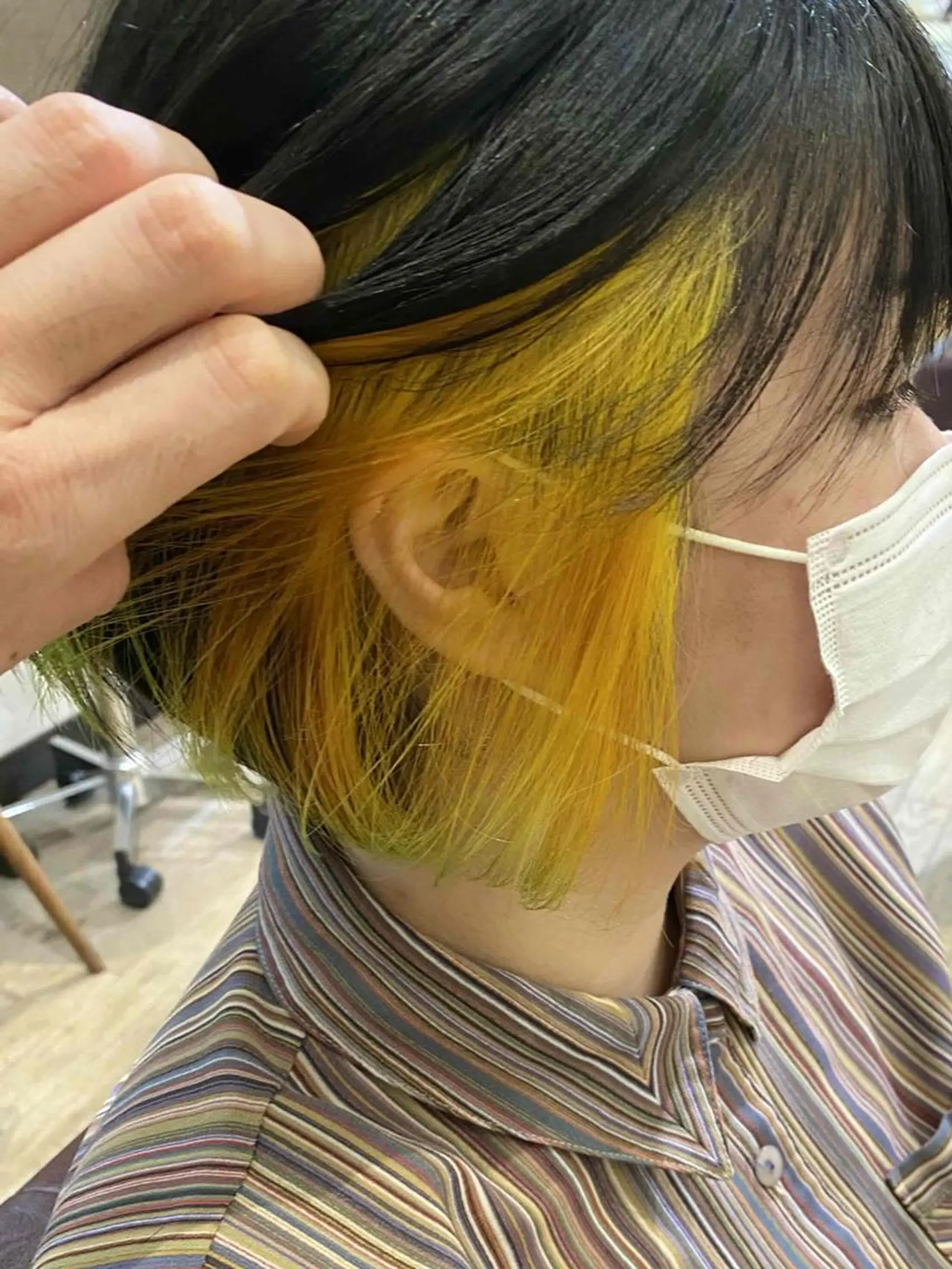 ミディアム カラー ヘアアレンジ ショートボブ ボブレイヤー ブリーチ デザインカラー イヤリングカラー 前田 裕介のヘアスタイル