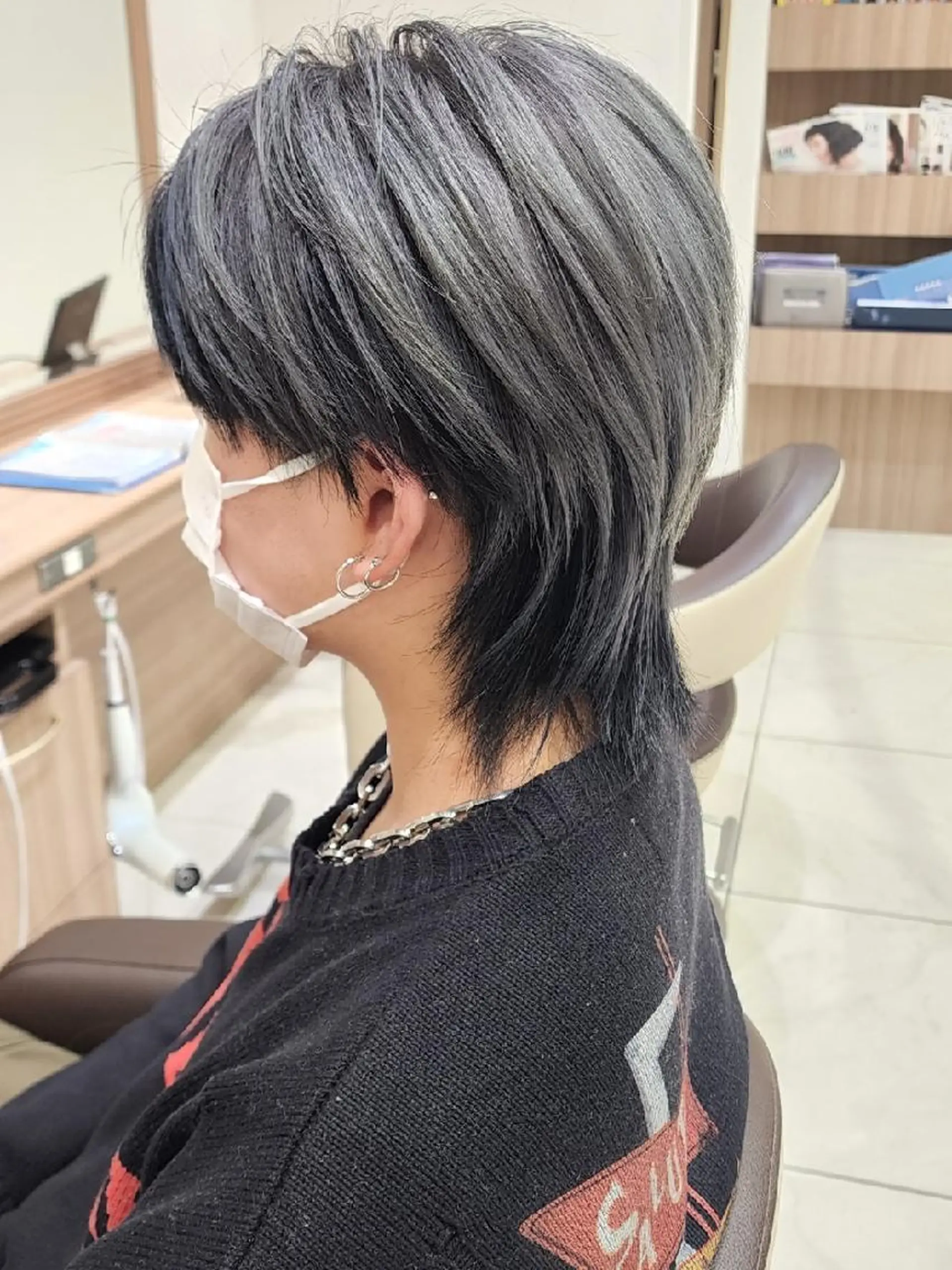 ショート カラー 黒髪 ブリーチ イルミナカラー インナーカラー シルバー カラー特化🔥中村 和貴＜Ash津田沼＞のヘアスタイル