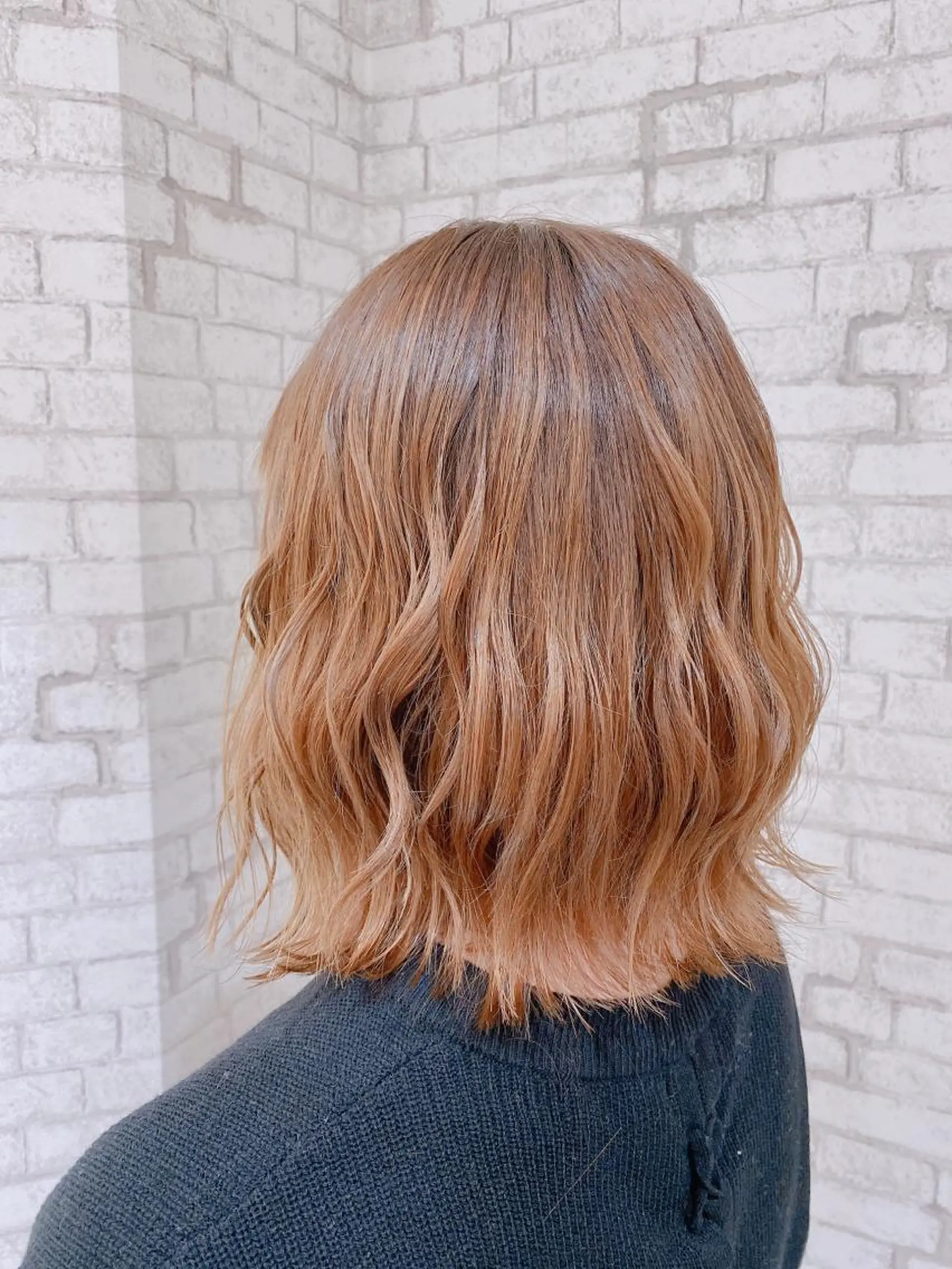 ミディアム カラー ヘアアレンジ ブリーチなし艶カラー 東家のヘアスタイル