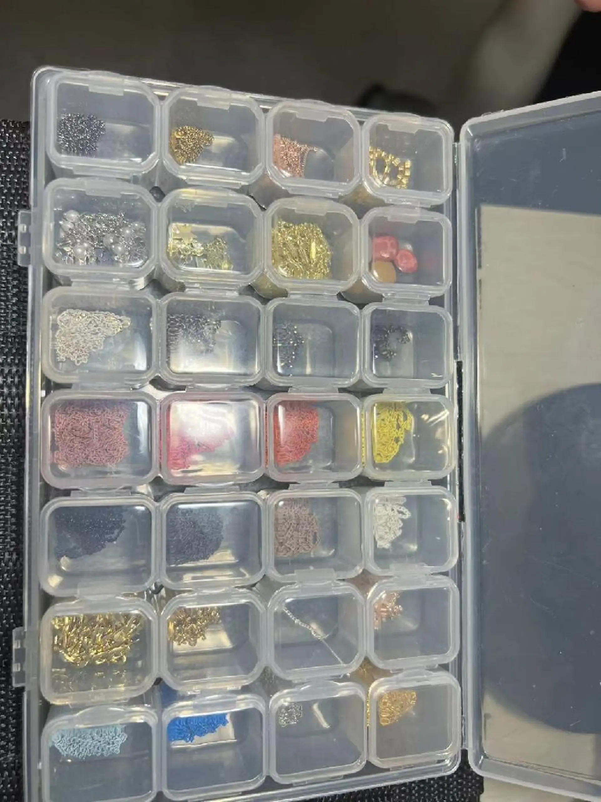 ネイル Theone栄店 田口のネイルデザイン