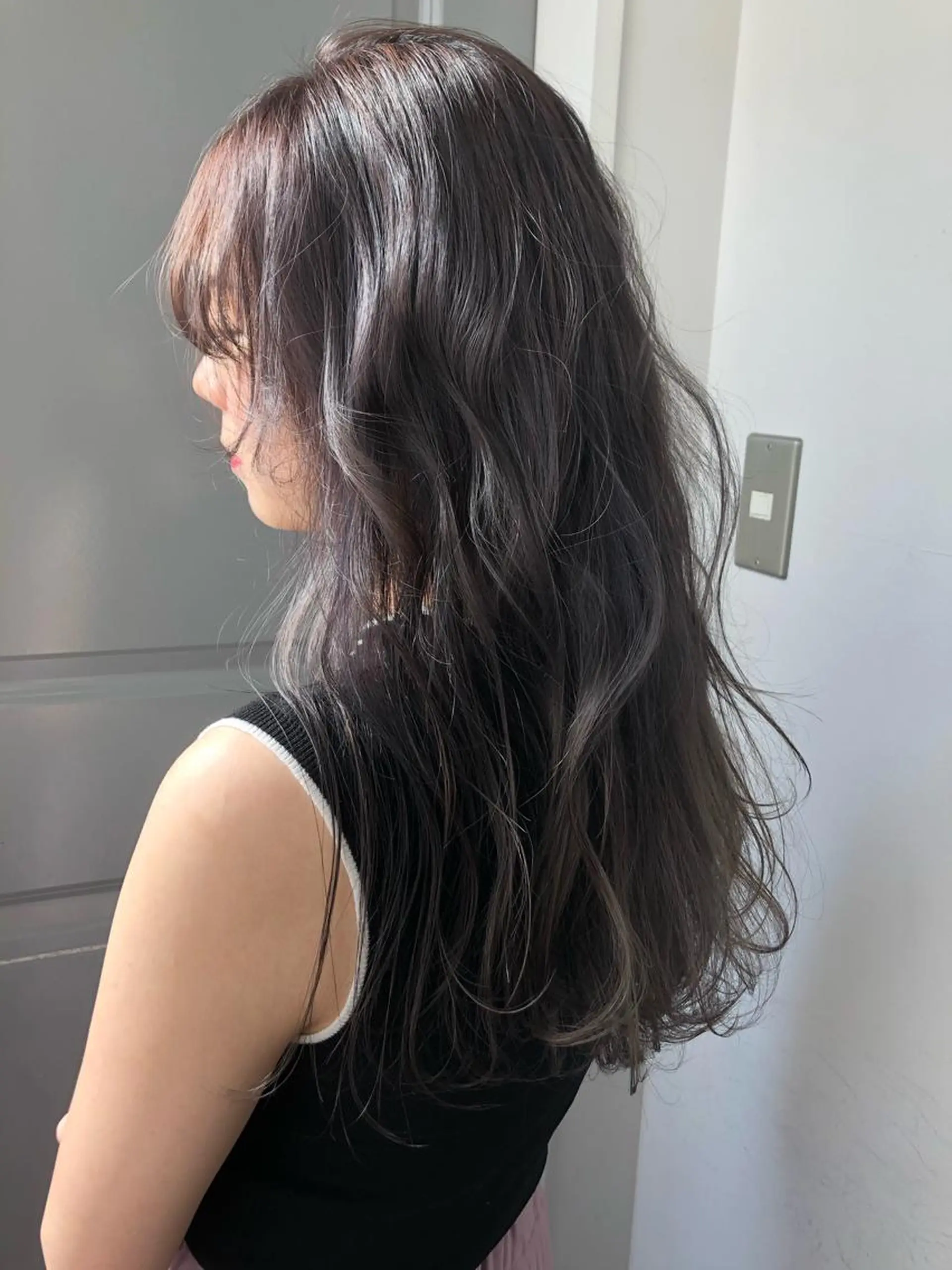 ロング カラー ブリーチ ケアブリーチ ラベンダーカラー ラベンダーグレー Pia ツボイ ケイタのヘアスタイル