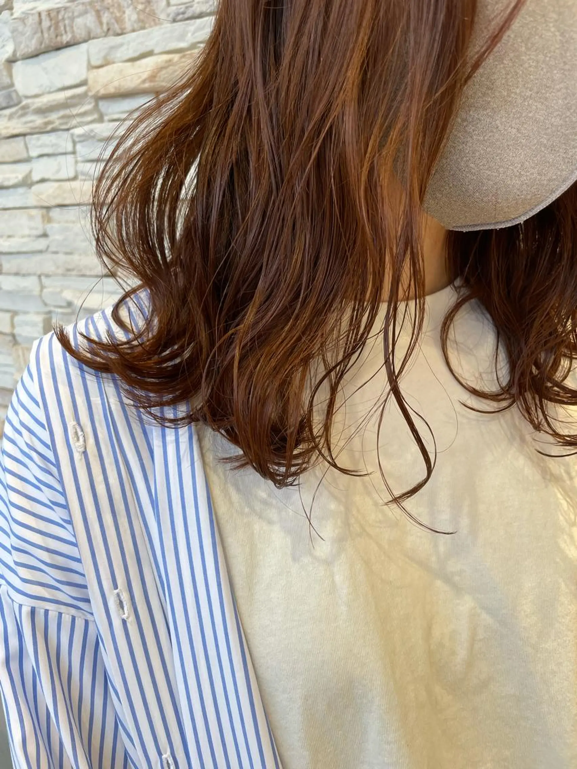 ミディアム カラー ブラウンカラー オレンジ オレンジブラウン ワタナベ テルマサのヘアスタイル