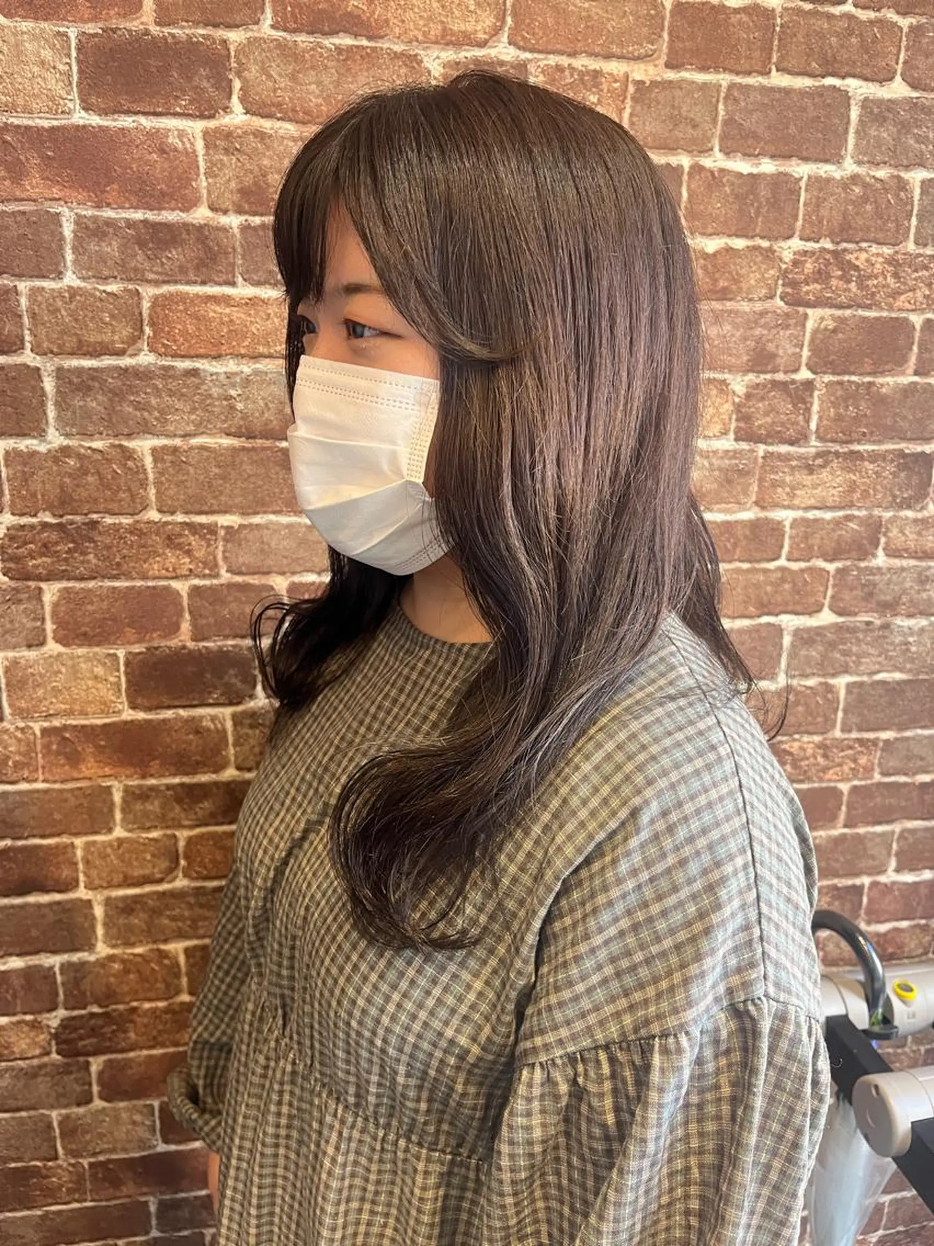 セミロング カラー パーマ ヘアアレンジ メンズ キッズ ネイル マツエク・マツパ アイブロウ メンズハイライト メンズパーマ セミロングパーマ ブラウンカラー ケアカラー カット times salon名駅所属・久木原 ゆりのヘアスタイル