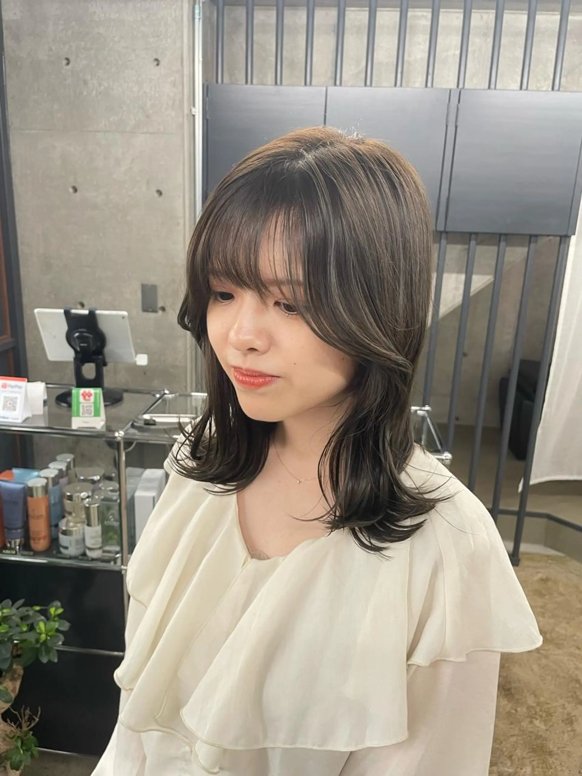 セミロング カラー 顔周りカット カット ヘアカラー トリートメント レイヤー/透明感 カラー ☽EMIRIのヘアスタイル