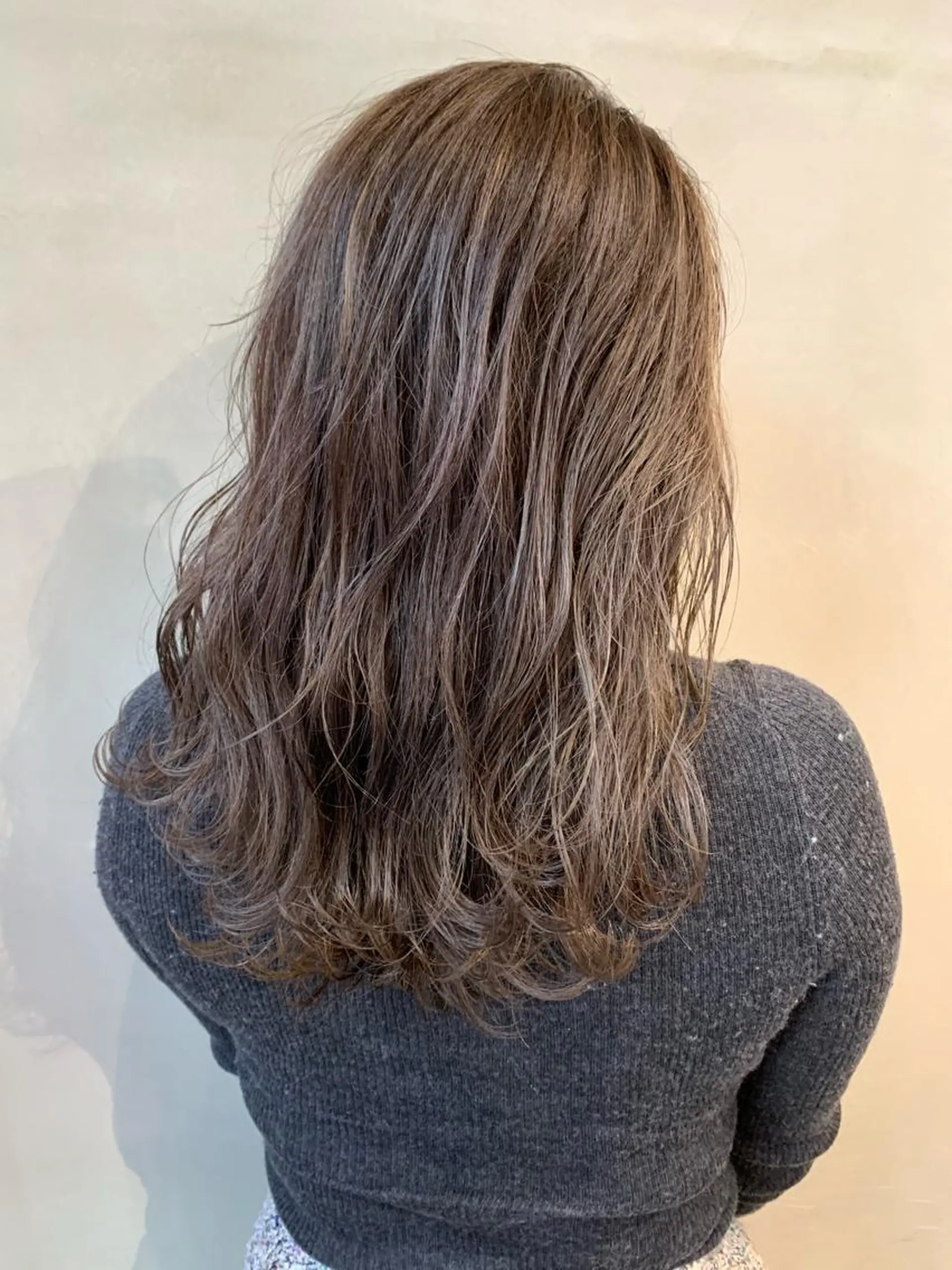 セミロング カラー パーマ 酸性縮毛矯正のプロ 杉山玲介のヘアスタイル