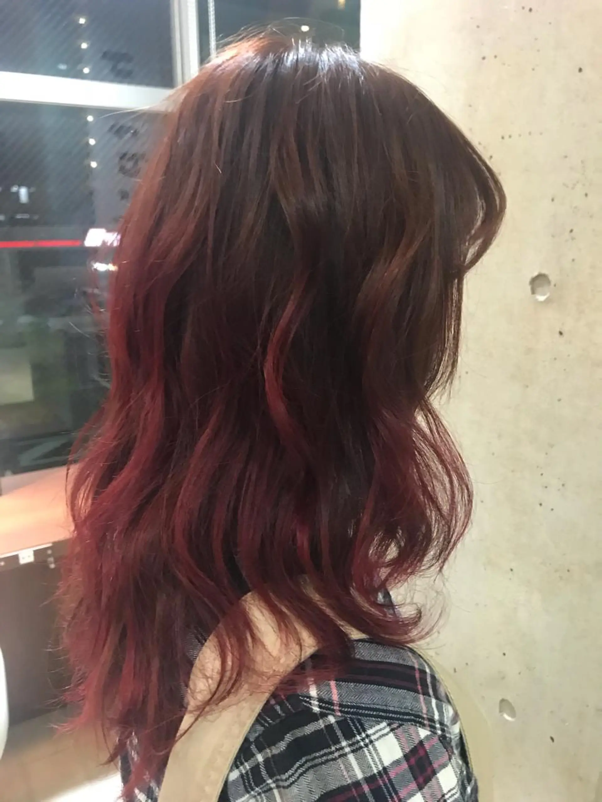 セミロング カラー 一ノ瀬 蘭のヘアスタイル