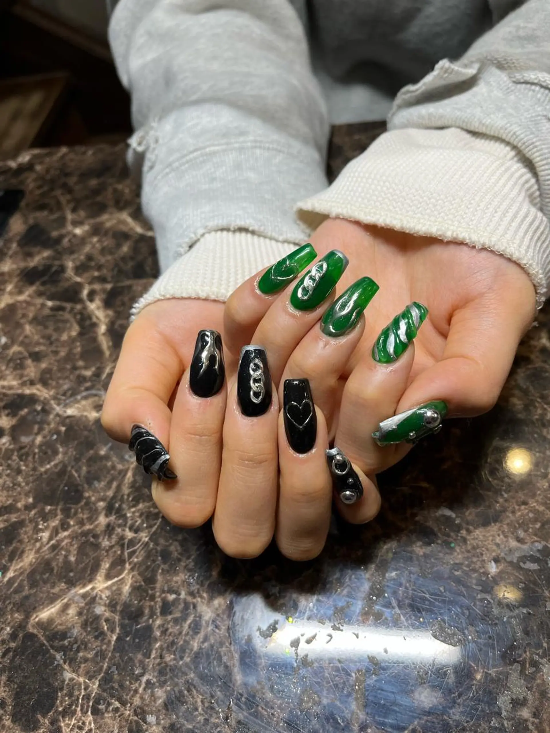 ネイル ハンドネイル IROHA Nail 矢掛萌子のネイルデザイン