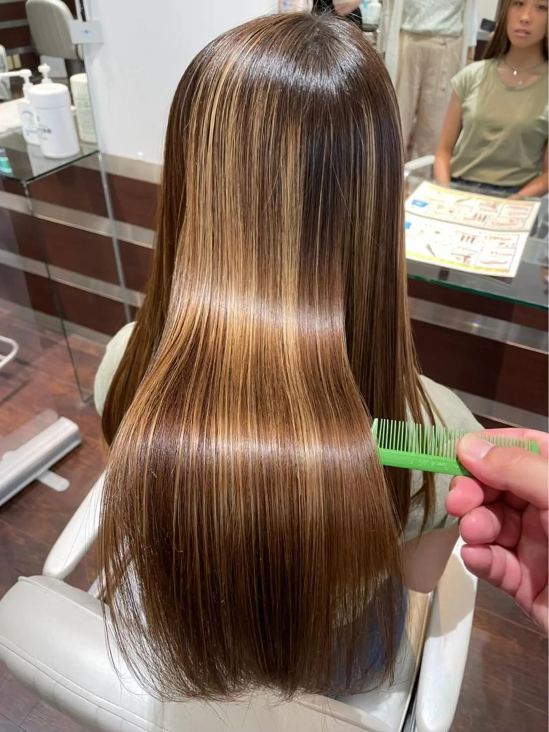 ロング 髪質改善 縮毛矯正 酸性ストレート カット 縮毛矯正 岩崎 裕司のヘアスタイル