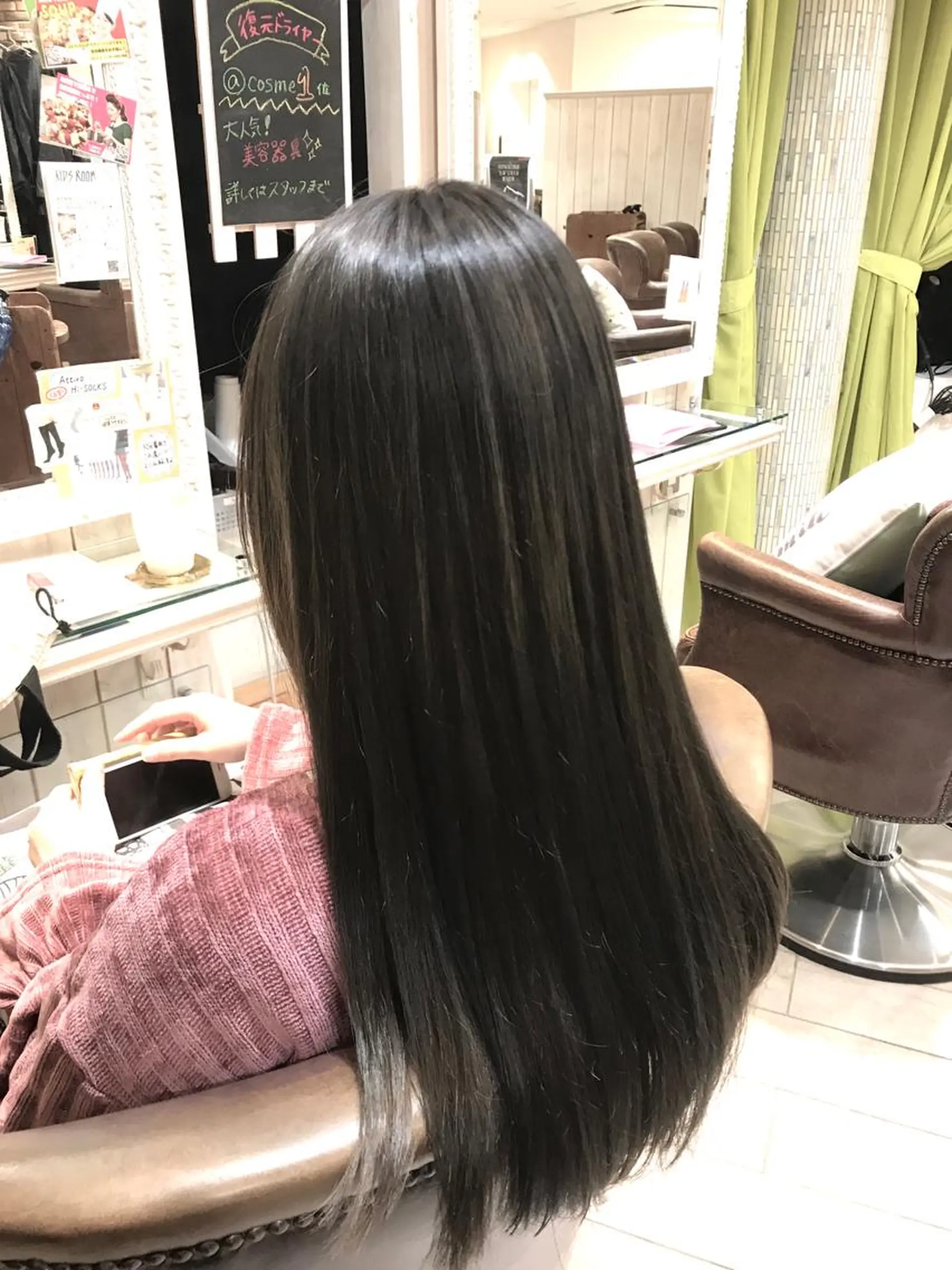 ロング カラー ヘアアレンジ メンズパーマ特化🔥 ツイスパ/シャドウのヘアスタイル