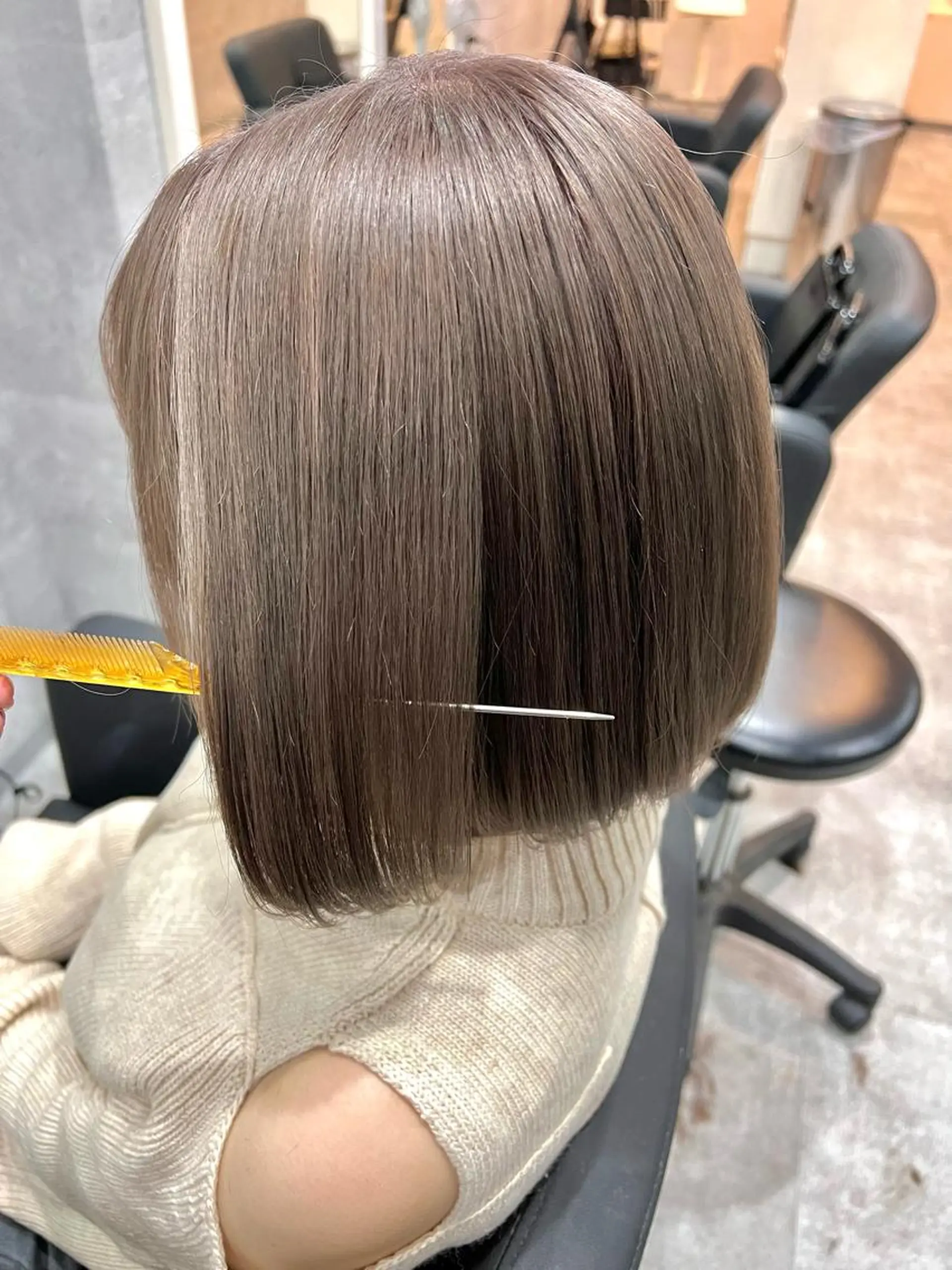 ショート カラー ベージュカラー ブリーチ ケアブリーチ 透明感カラー ダブルカラー カット 縮毛矯正 トリートメント 🌿海山龍馬🌿前髪 /顔まわり/レイヤーのヘアスタイル