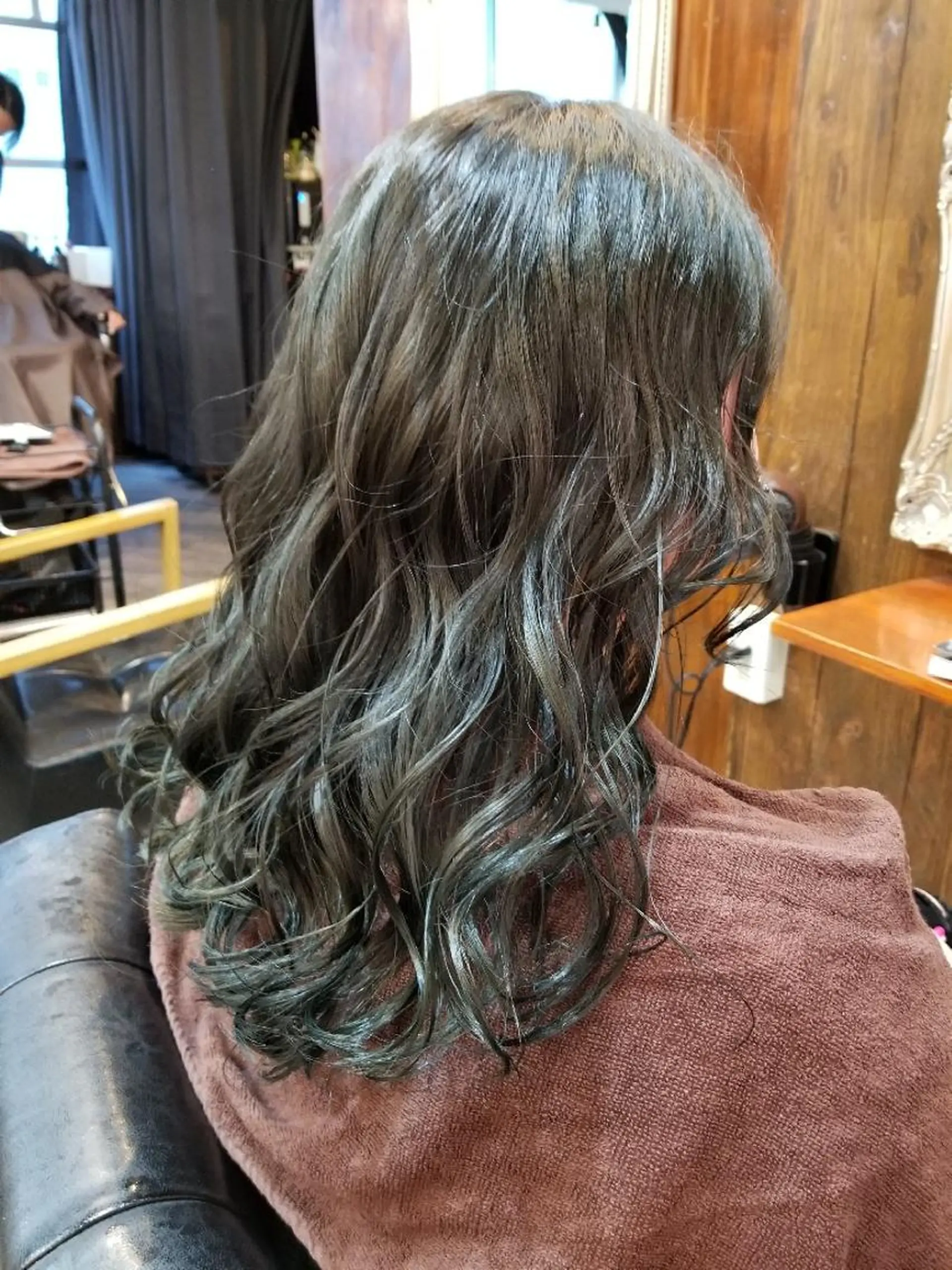 セミロング カラー ヘアカラー bathair 持田侑祐のヘアスタイル