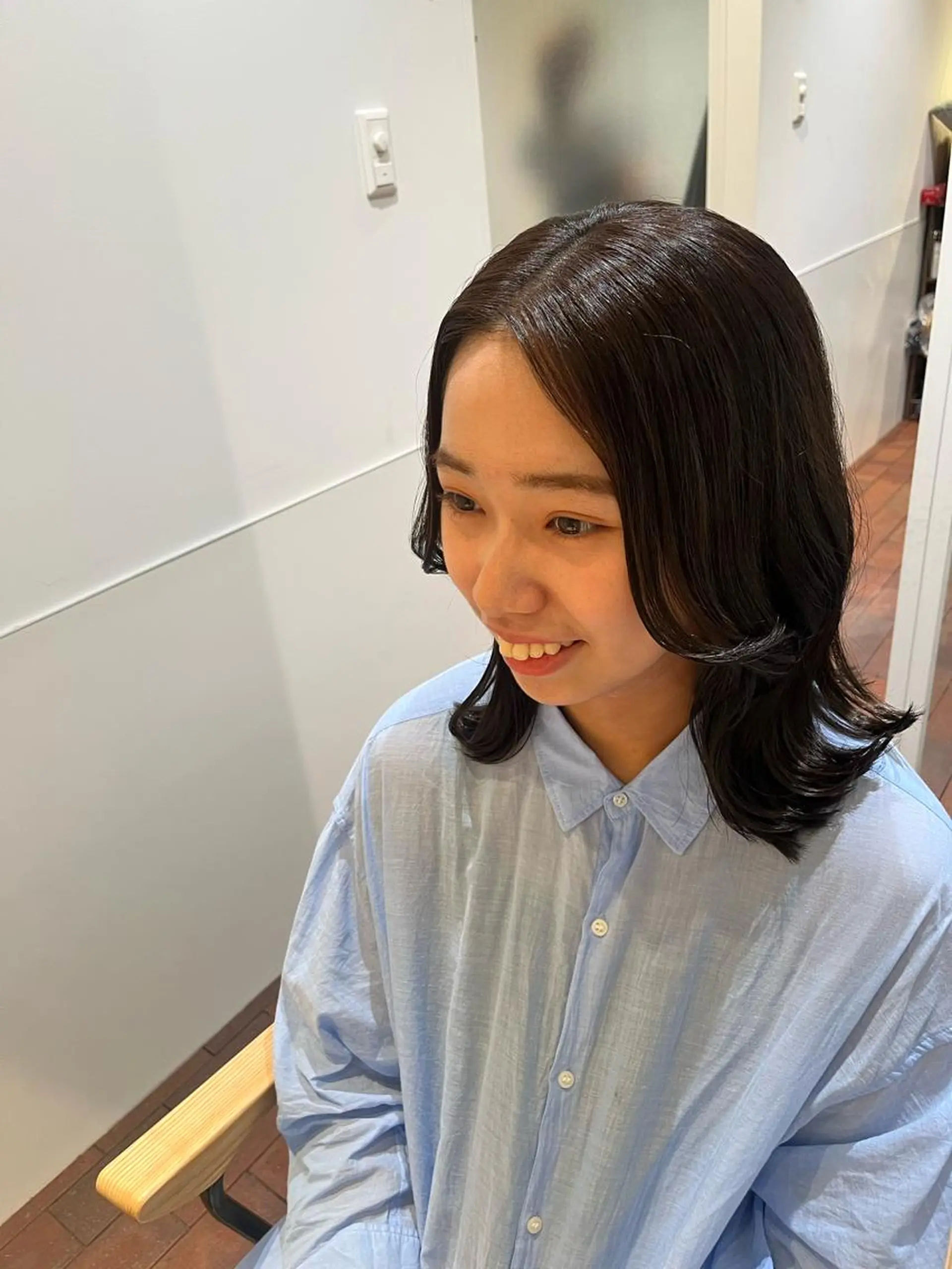 ミディアム アッシュ マンツーマン 縮毛矯正/マユコのヘアスタイル
