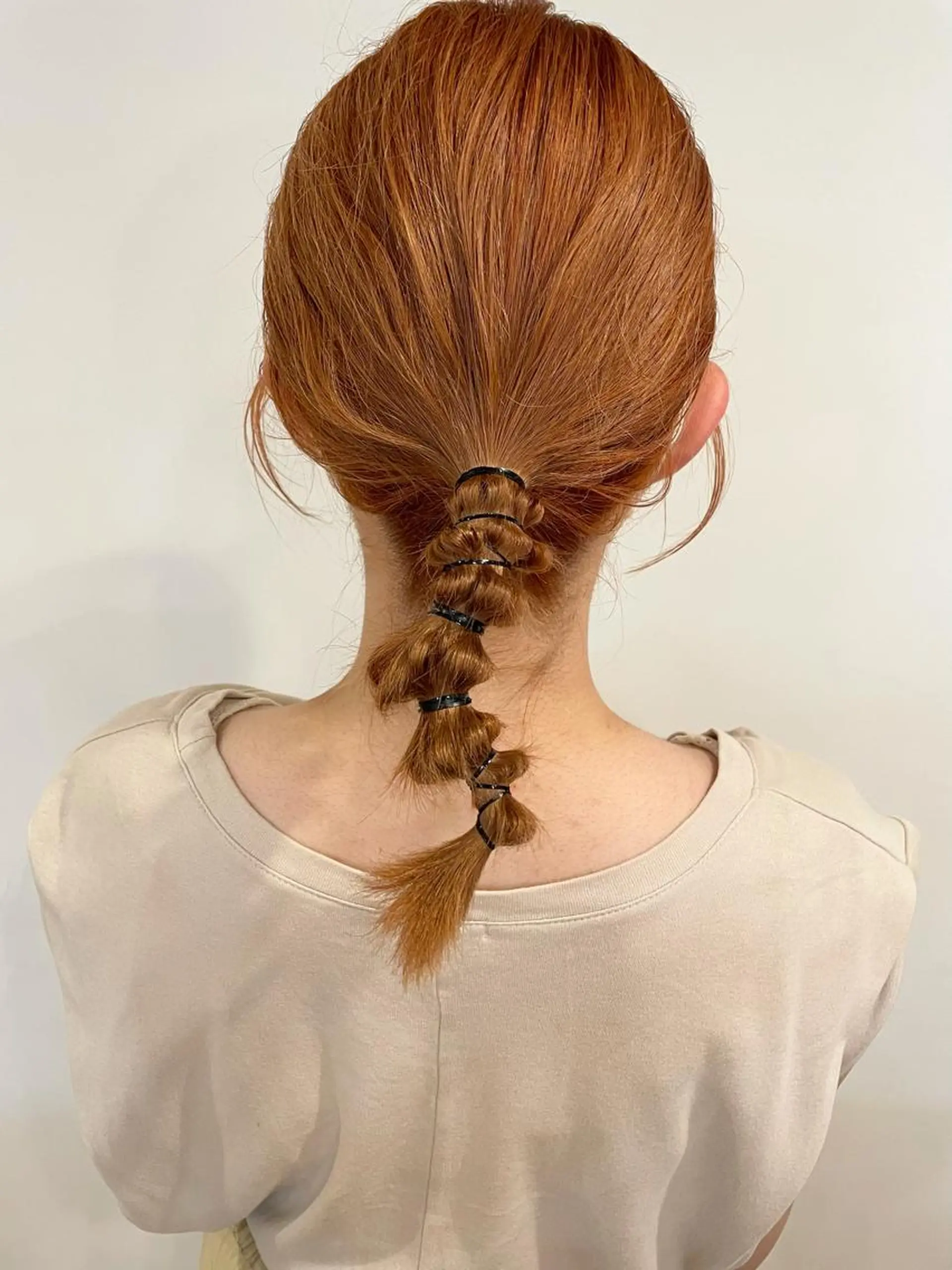 ミディアム カラー 佐藤 永夏のヘアスタイル