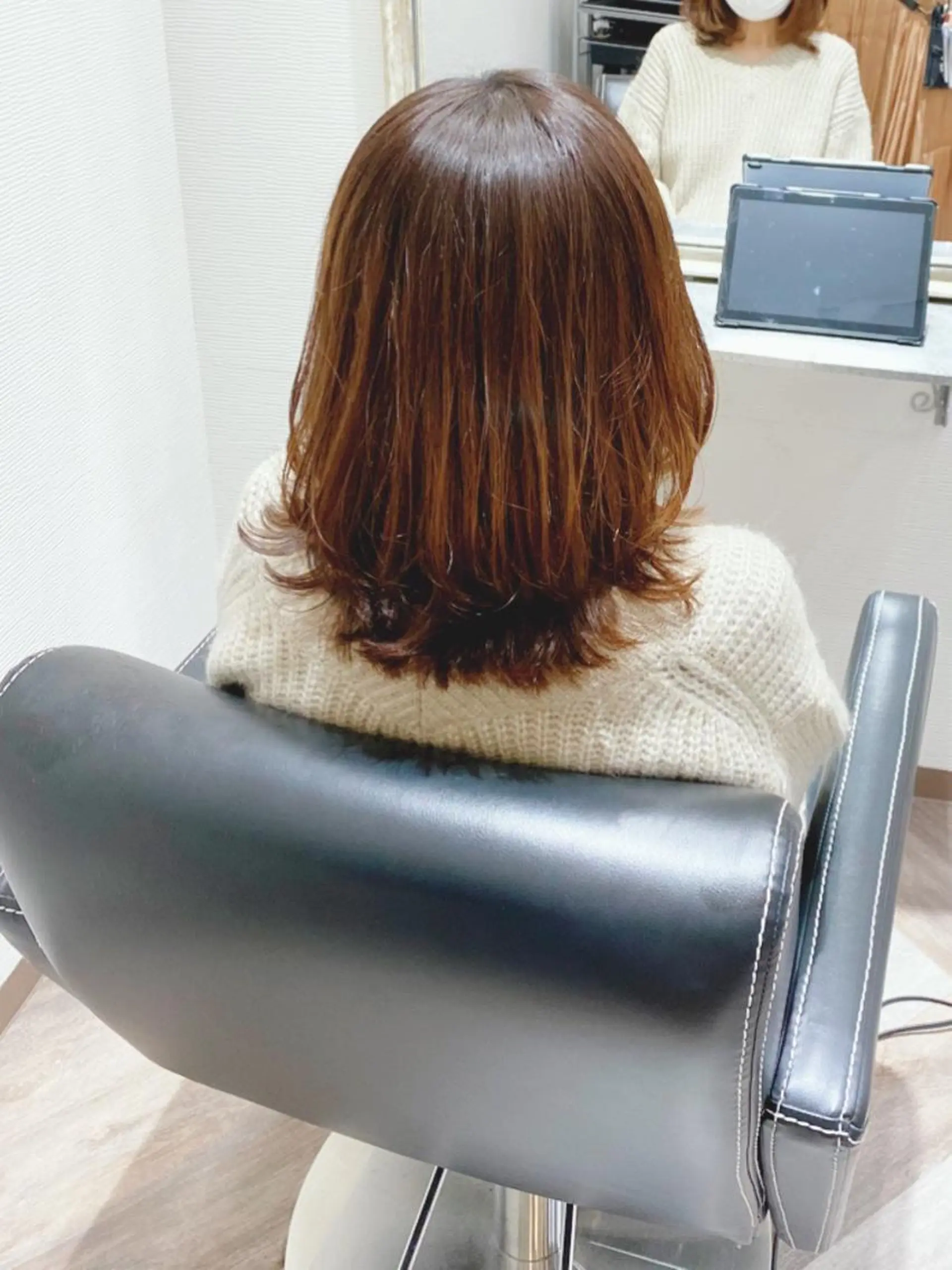 ミディアム 柏木 雅子のヘアスタイル