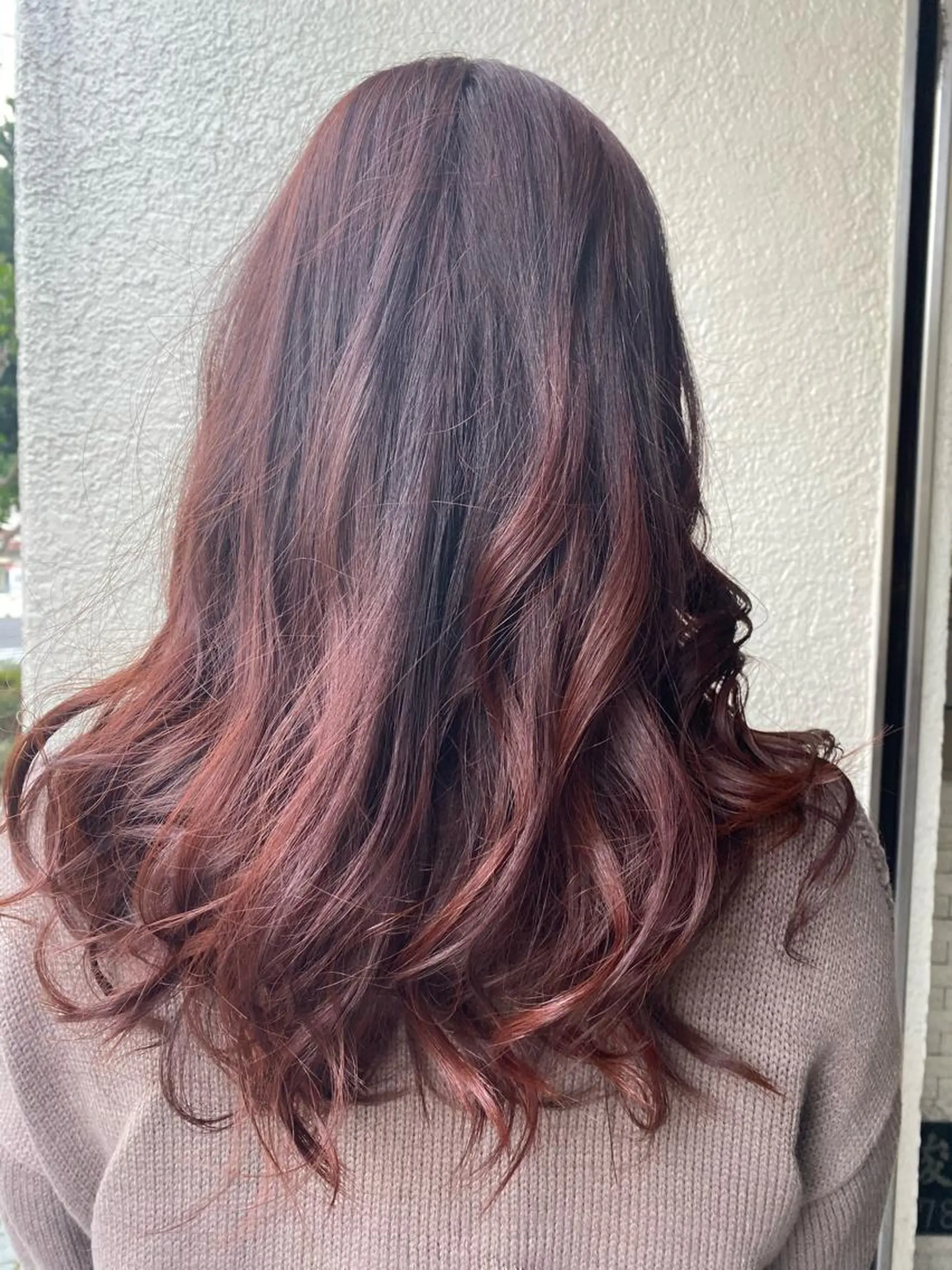 ロング 山本 夏未のヘアスタイル