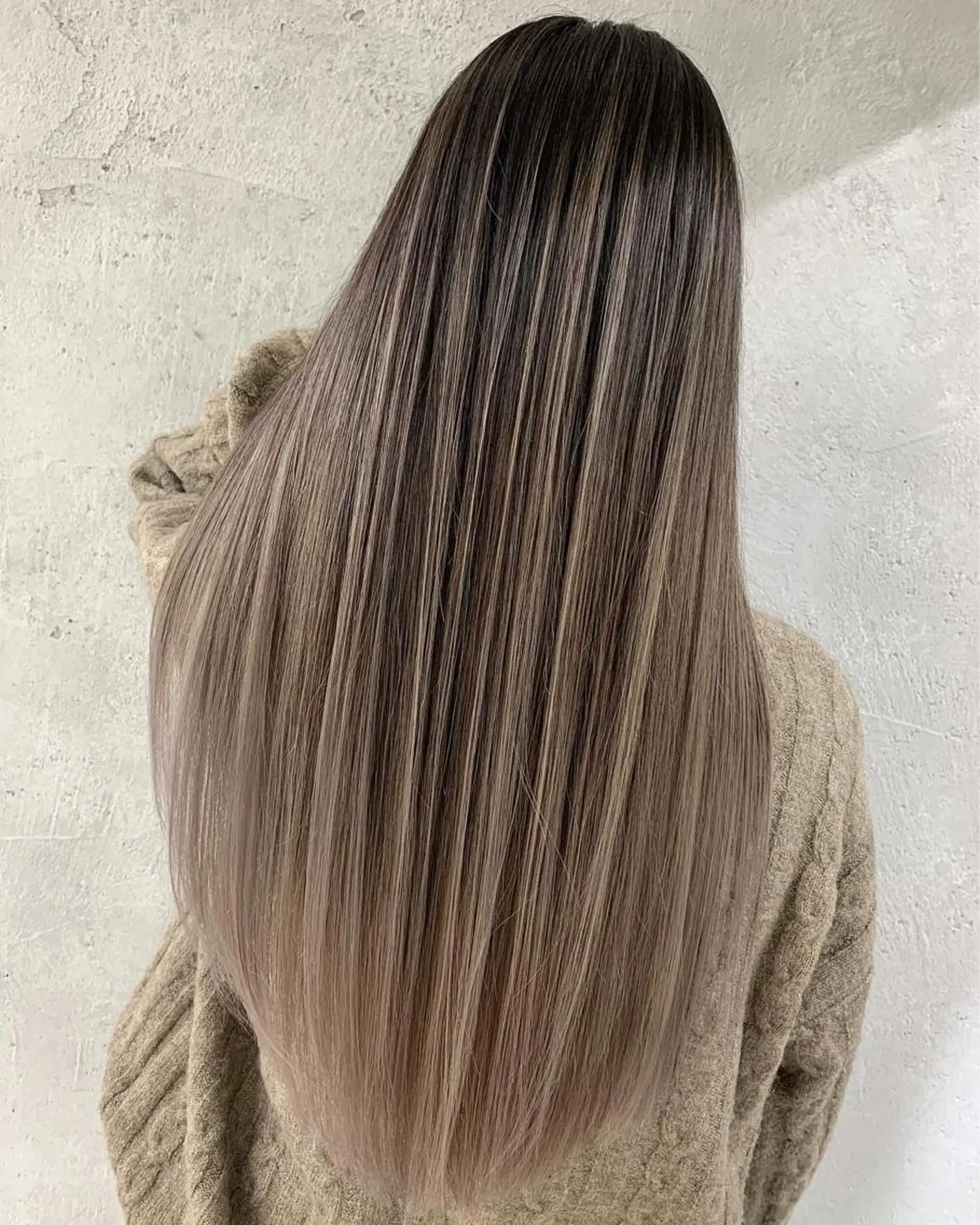 ロング カラー ベージュカラー グラデーションカラー ハイライトカラー くせ毛 外国人風カラー 阿部 圭悟のヘアスタイル