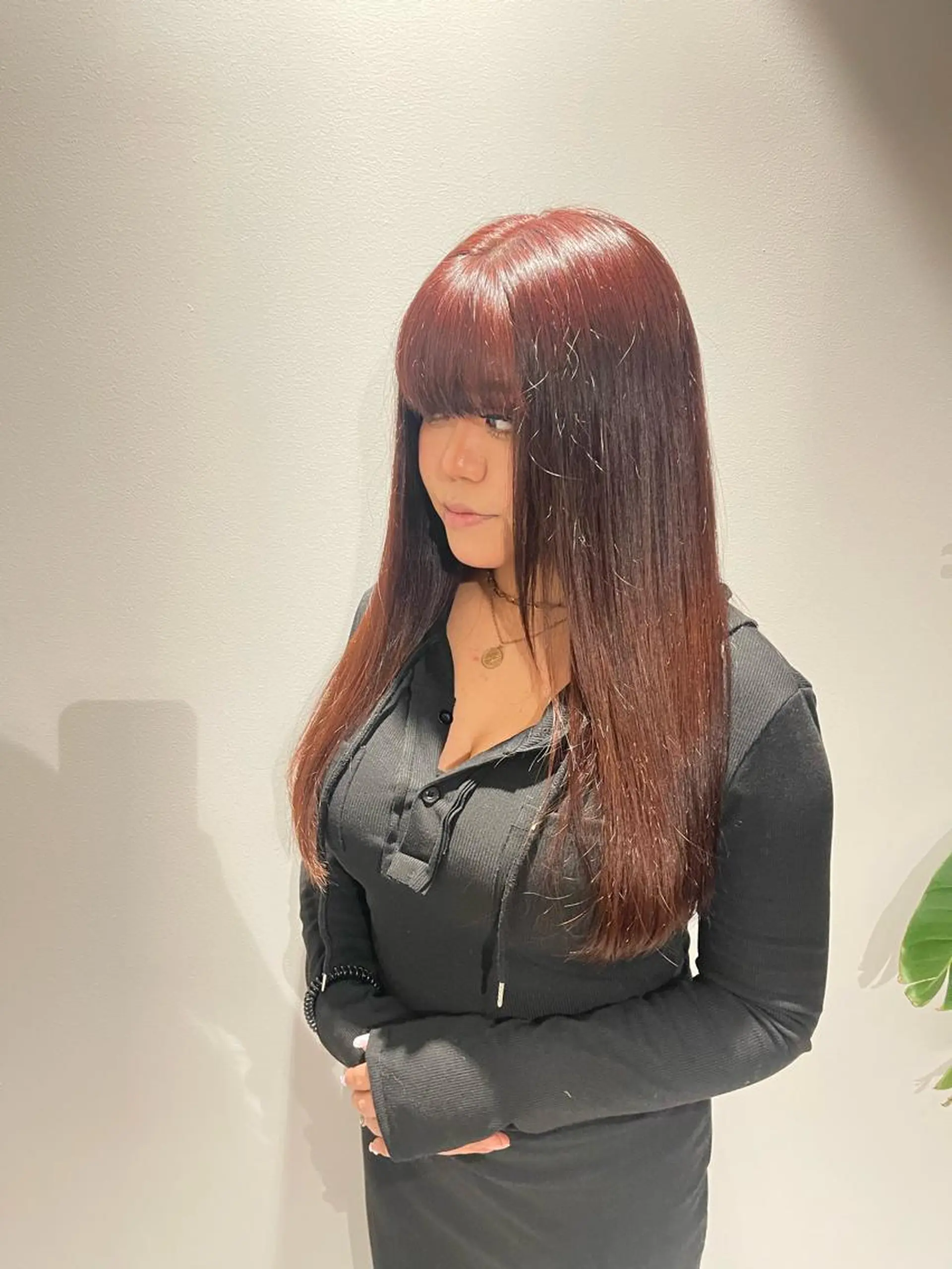 ロング カラー ヘアカラー トリートメント emi/髪質改善/ 韓国風/艶カラーのヘアスタイル