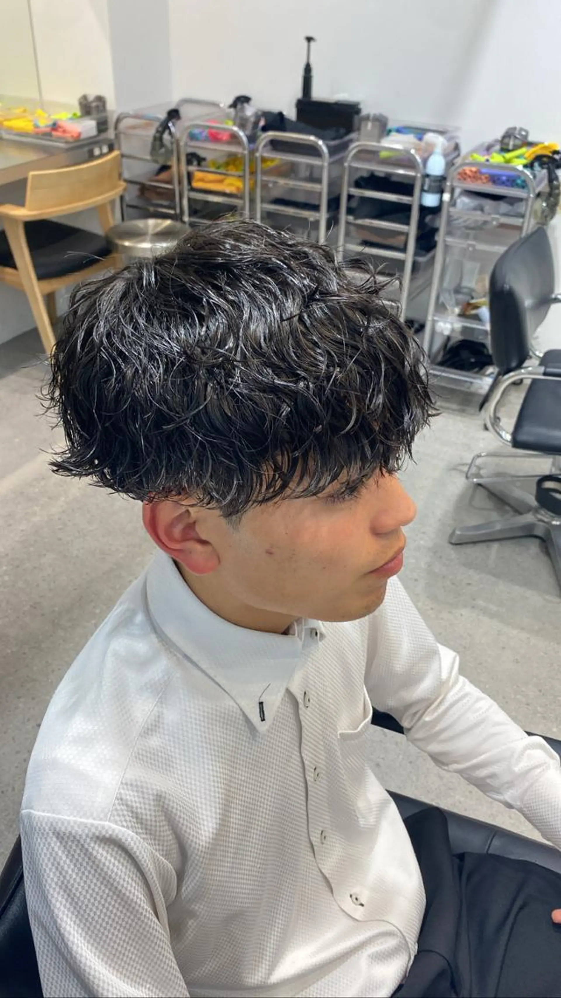 パーマ メンズ fifth 安次富　泰雅のヘアスタイル