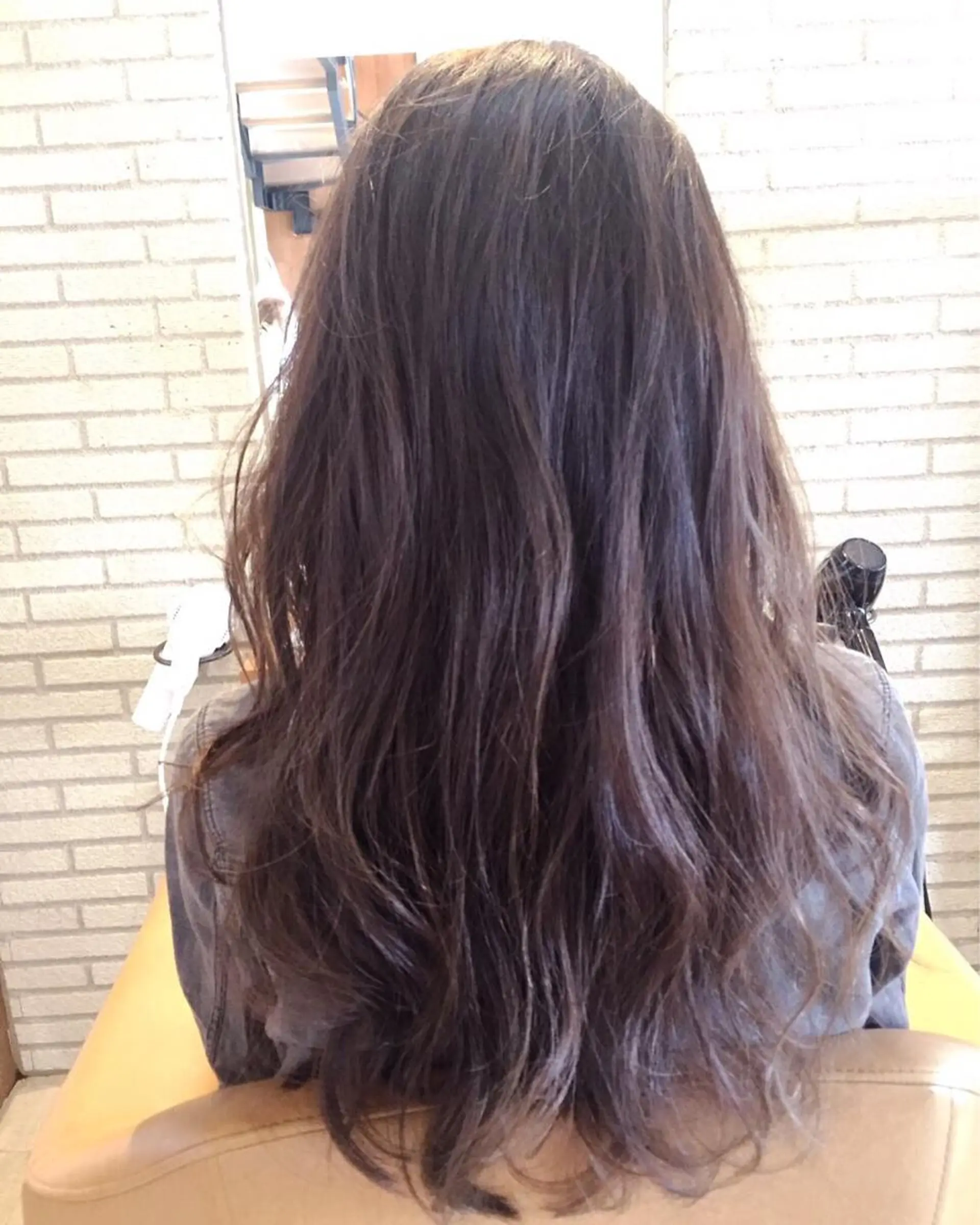 セミロング カラー ere hair salonのヘアスタイル