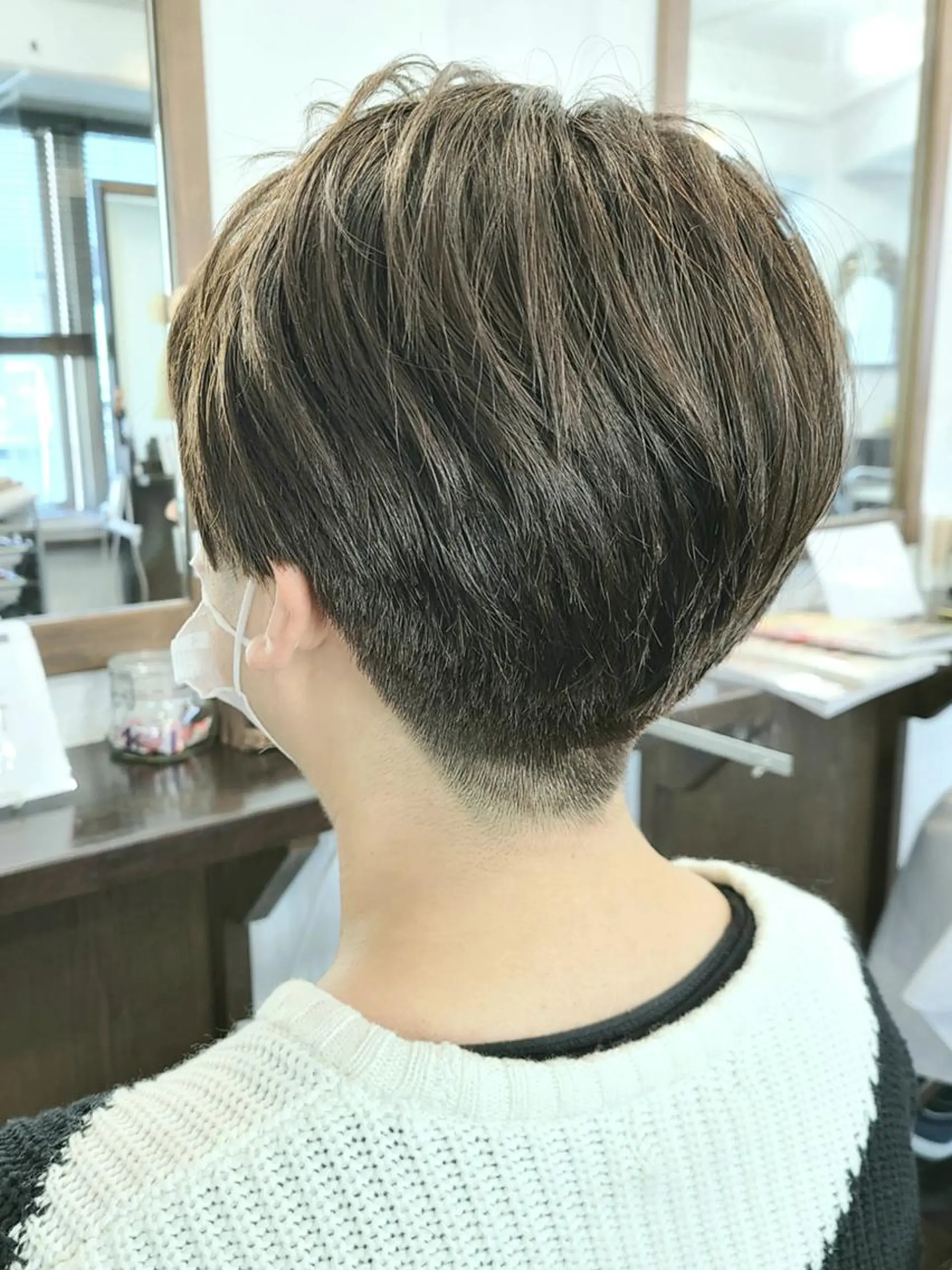 ショート カラー 【大宮】デザイナー Anne 諳 アンのヘアスタイル