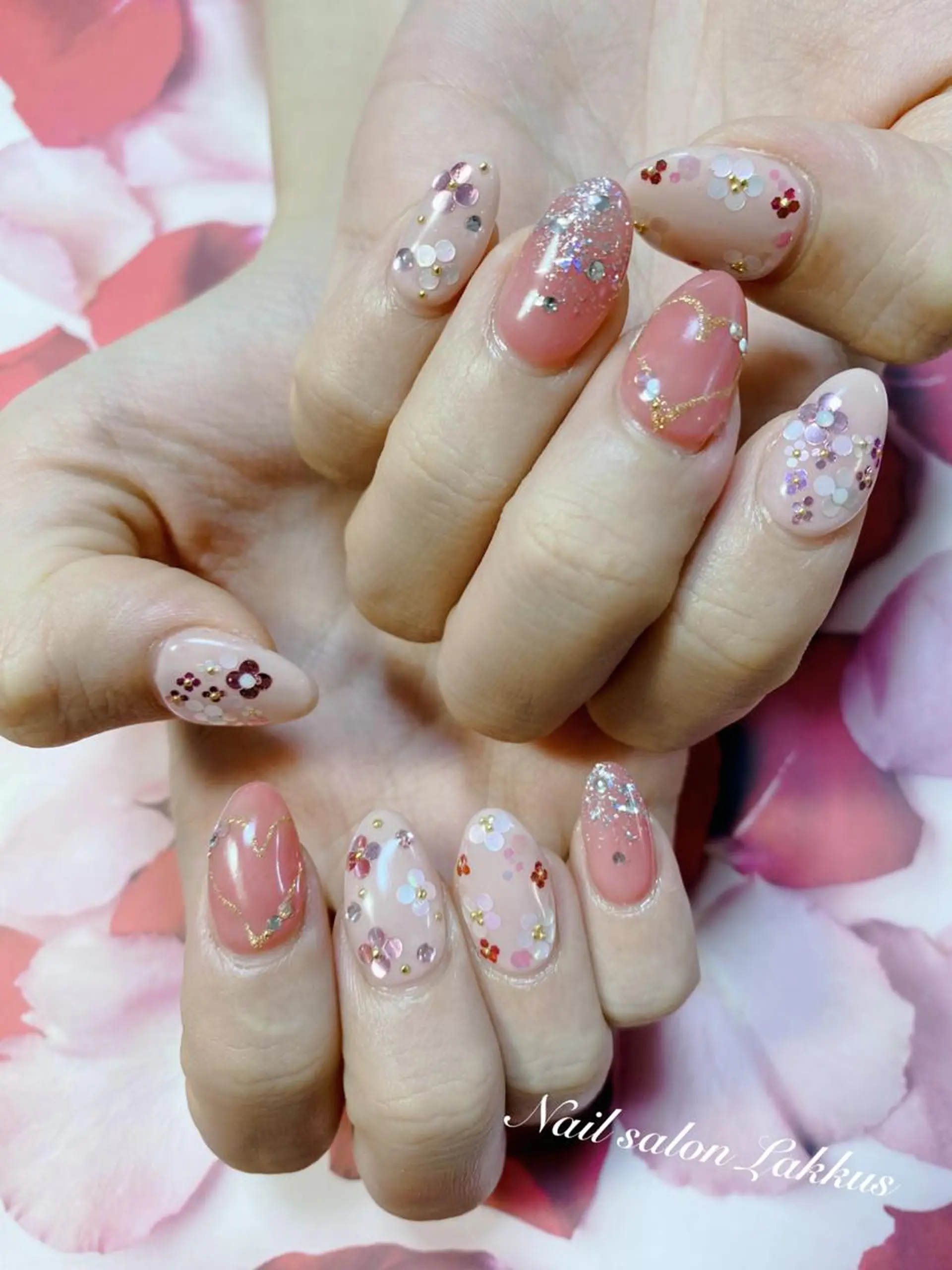 ネイル 春ネイル Lakkus T－CHIのネイルデザイン