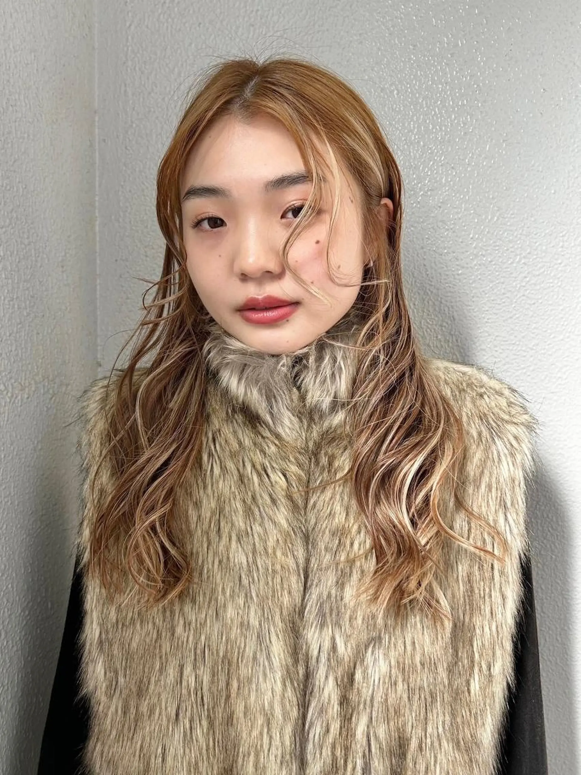 カラー ロング パーマ カット ヘアカラー トリートメント 🌼U24 ヘアデザインラボのヘアスタイル