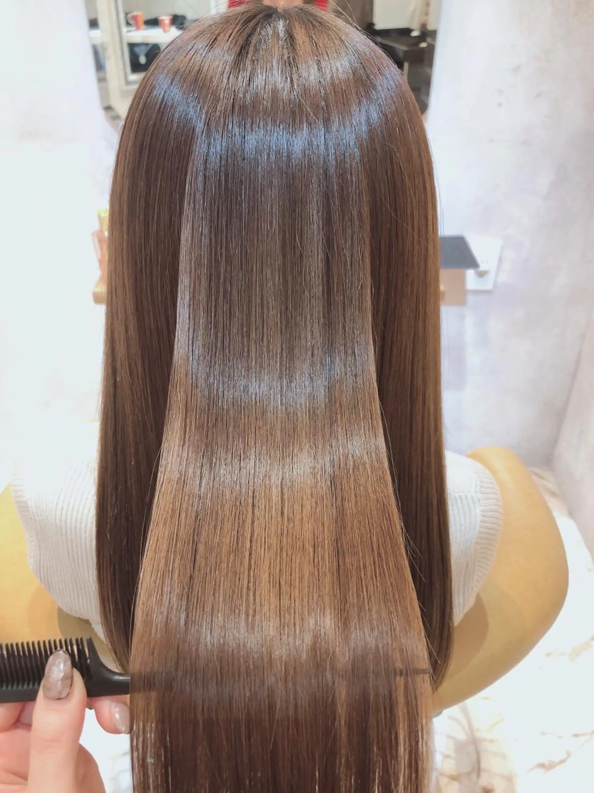 ミディアム トリートメント カット ヘアカラー トリートメント 代表山口ひな 髪質改善のプロのヘアスタイル