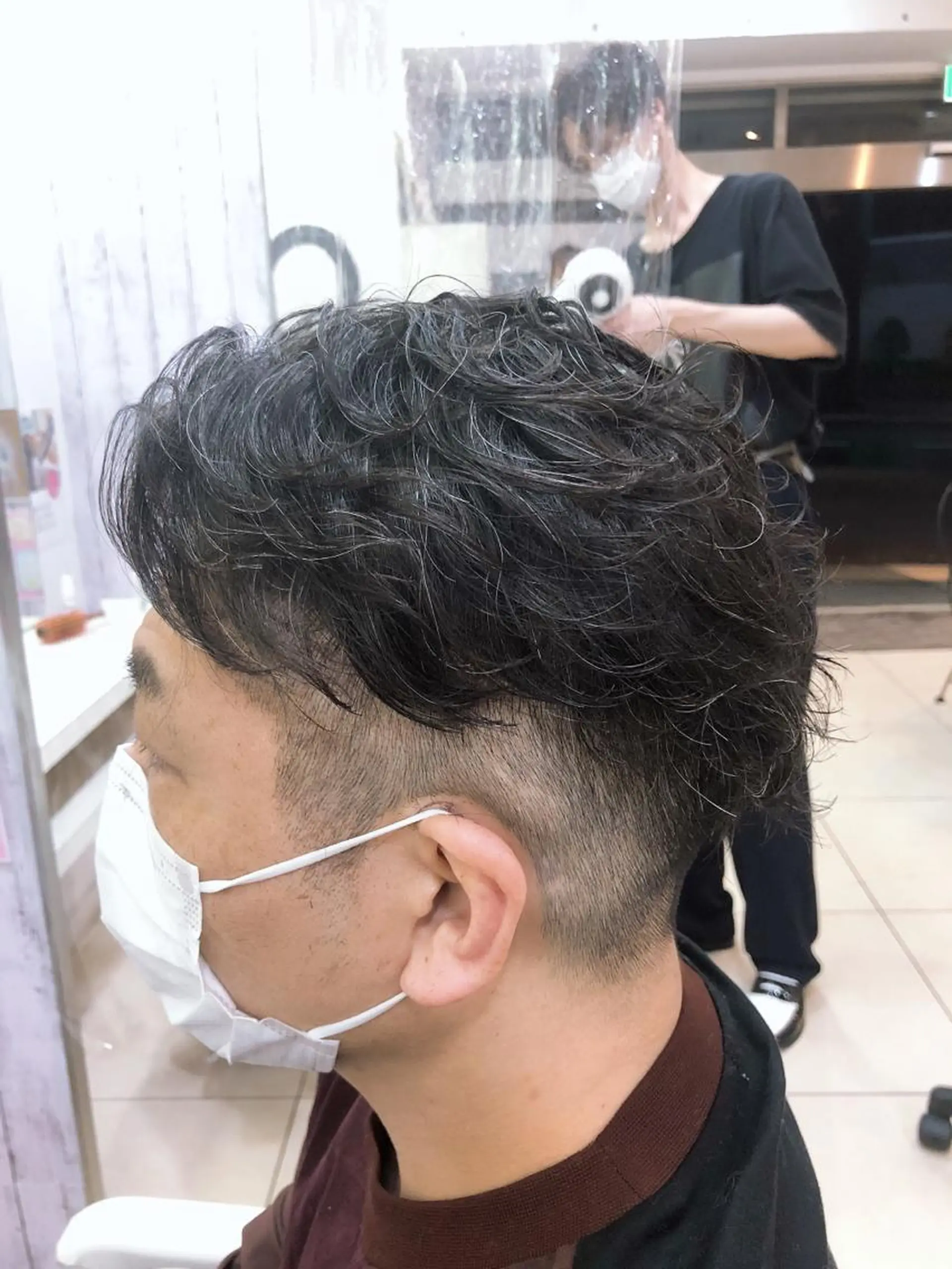 ショート パーマ メンズ 髪質改善× 白髪ぼかし溝江のヘアスタイル