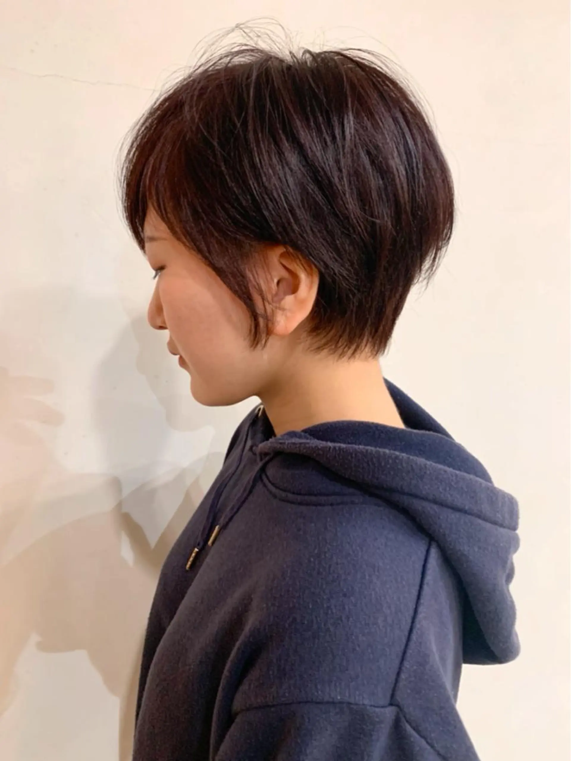 ショート カラー ショートボブ ハンサムショート 丸みショート ハイライトカラー ボブ カット ヘアカラー トリートメント 京都大人女性ショート 徒歩1分/秋山のヘアスタイル