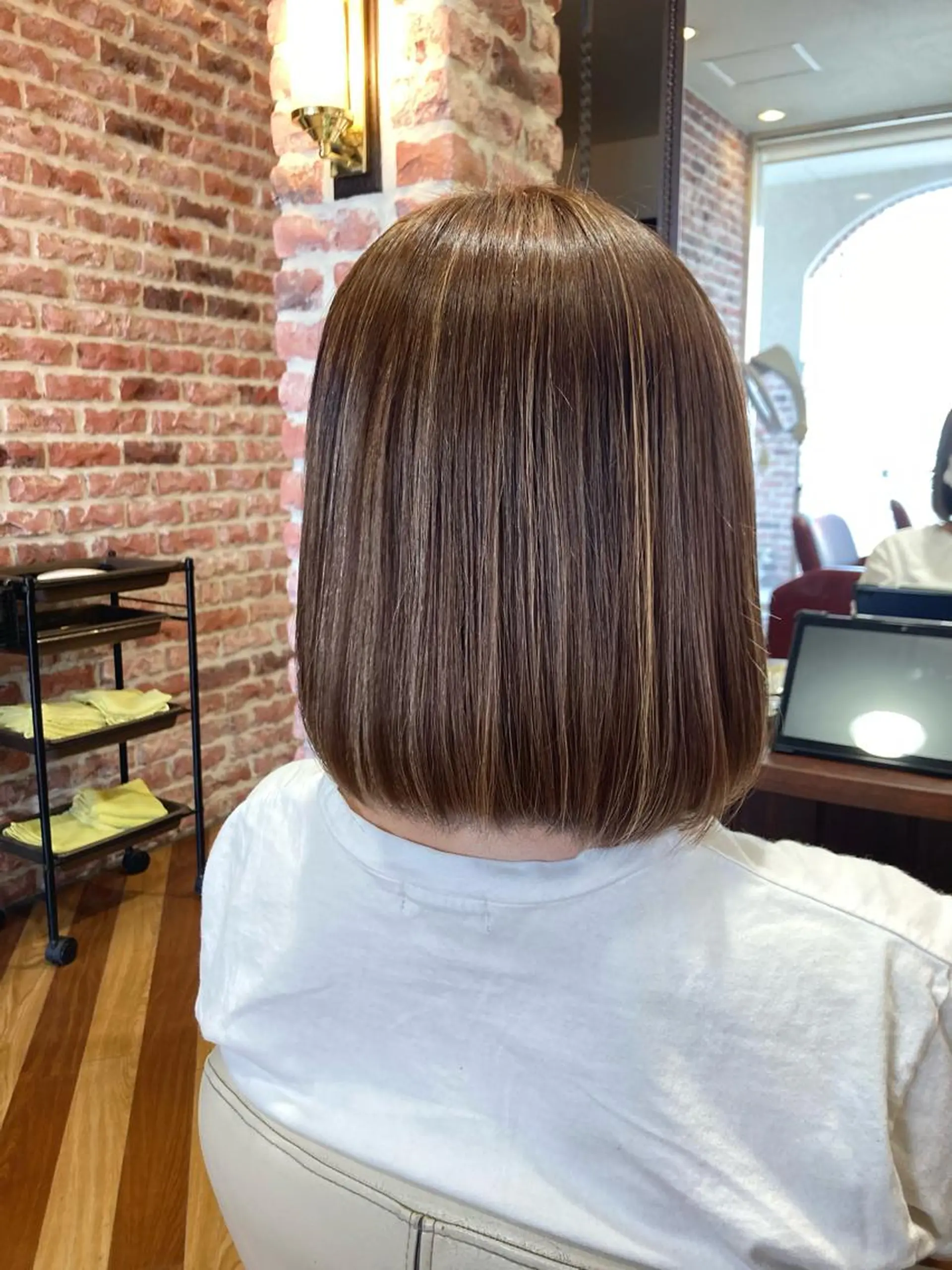 ミディアム カラー ハイライトカラー ハイライト RITA'S所属・谷口 真代のヘアスタイル