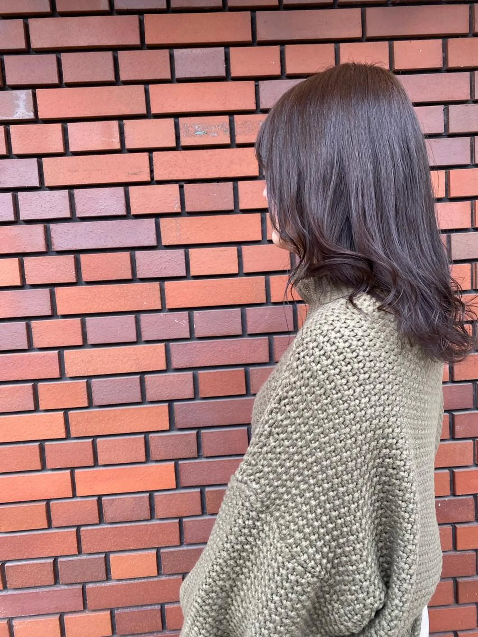 ミディアム カラー ベージュカラー ヘアカラー トリートメント エイト ウメダのヘアスタイル