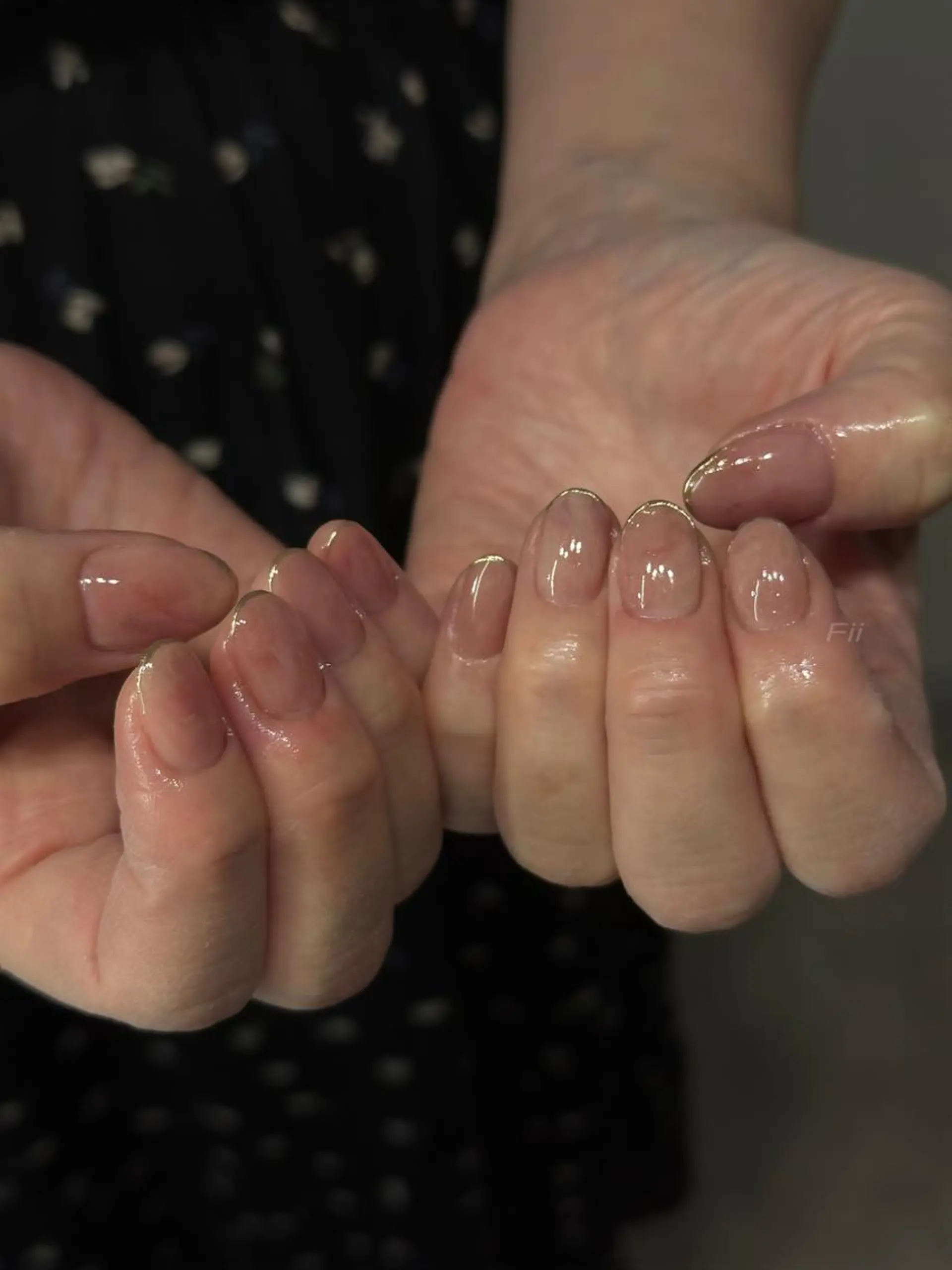 ネイル フレンチネイル ミラーネイル ニュアンスネイル ネイルサロン Fii【フイ】のネイルデザイン